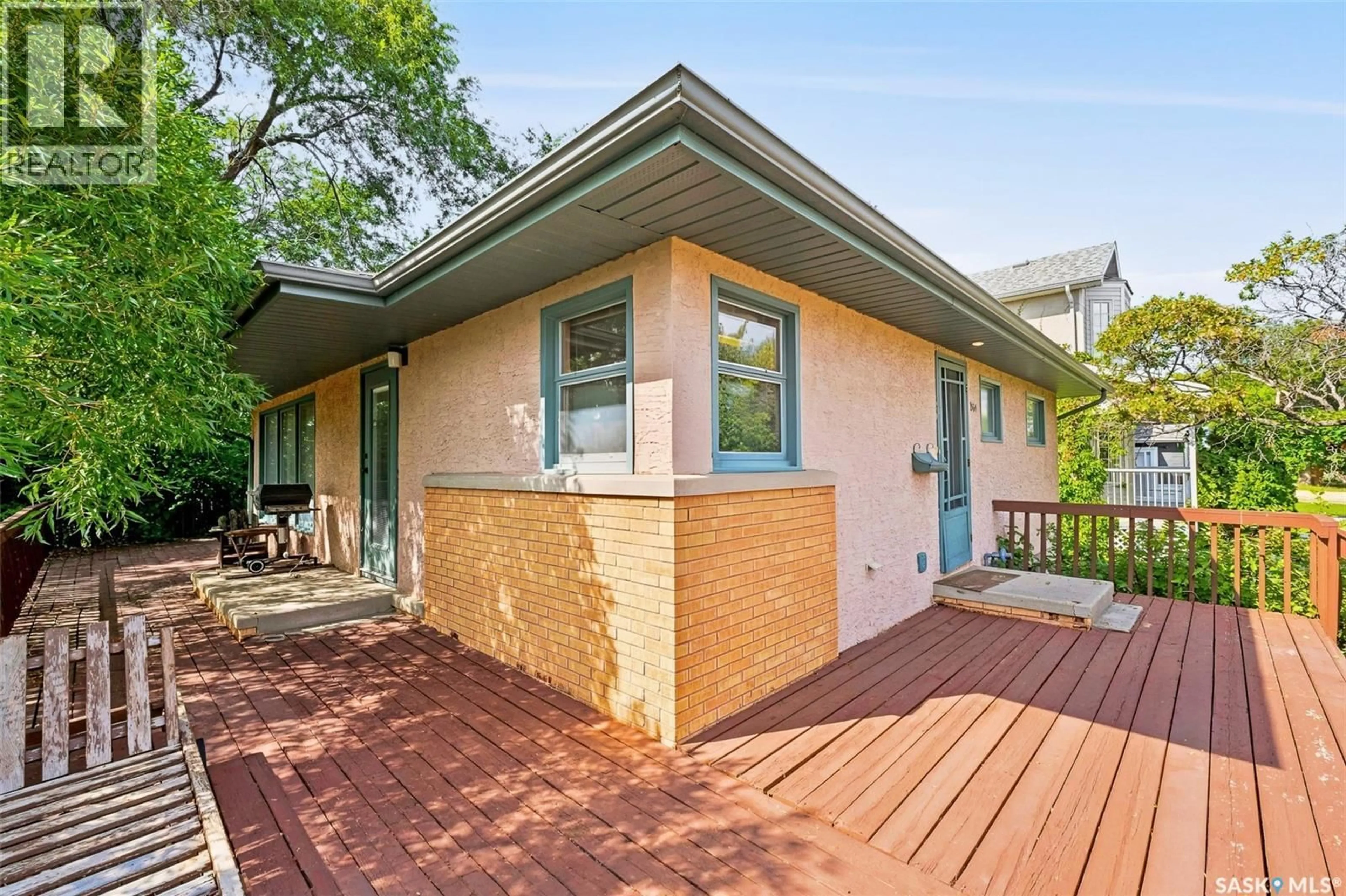 Home with brick exterior material, unknown for 1564 HORACE STREET, Regina Saskatchewan S4T5M1