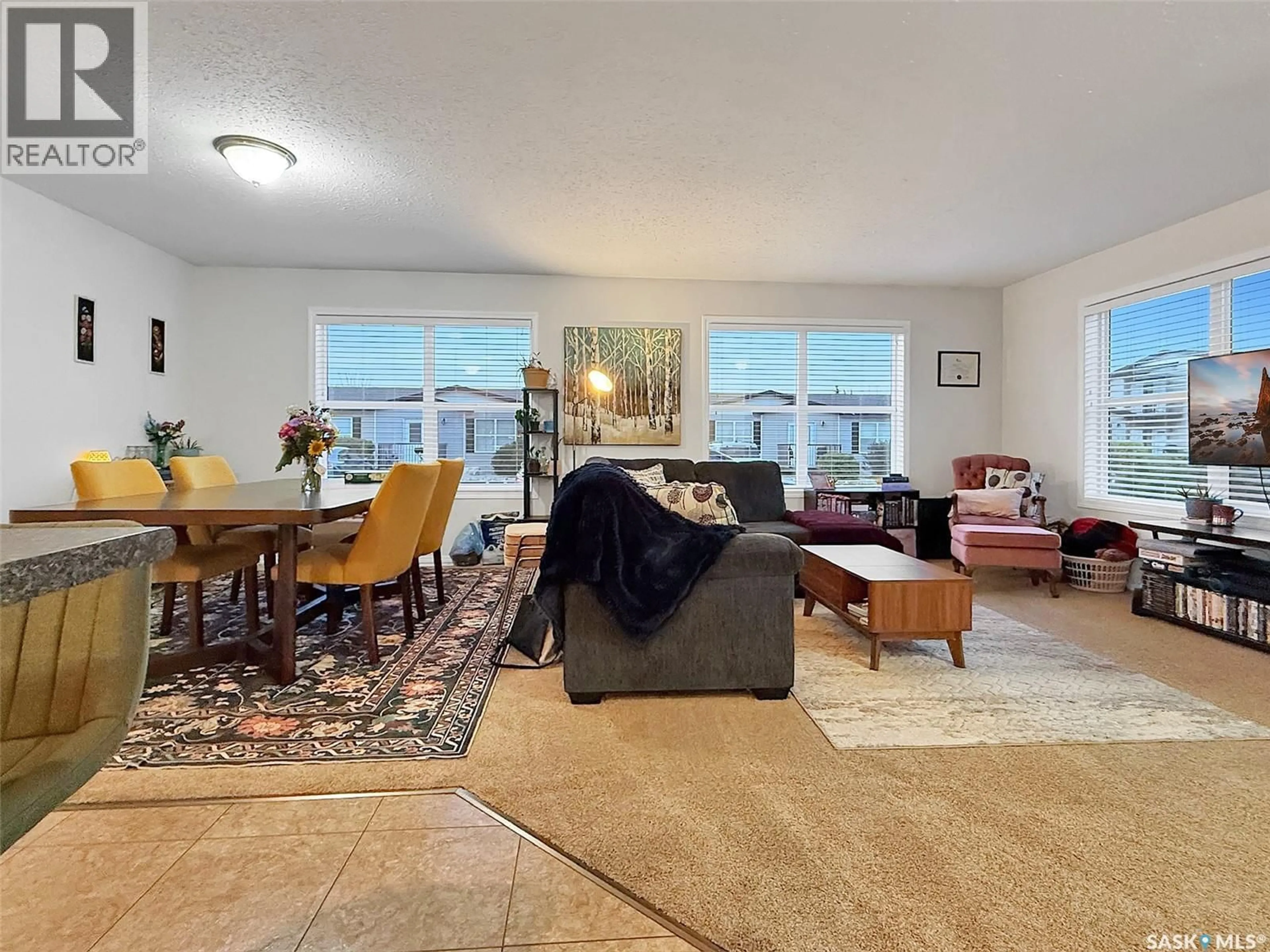 Living room with furniture, unknown for 12 - 1275 SOUTH RAILWAY AVENUE, Swift Current Saskatchewan S9H5P3