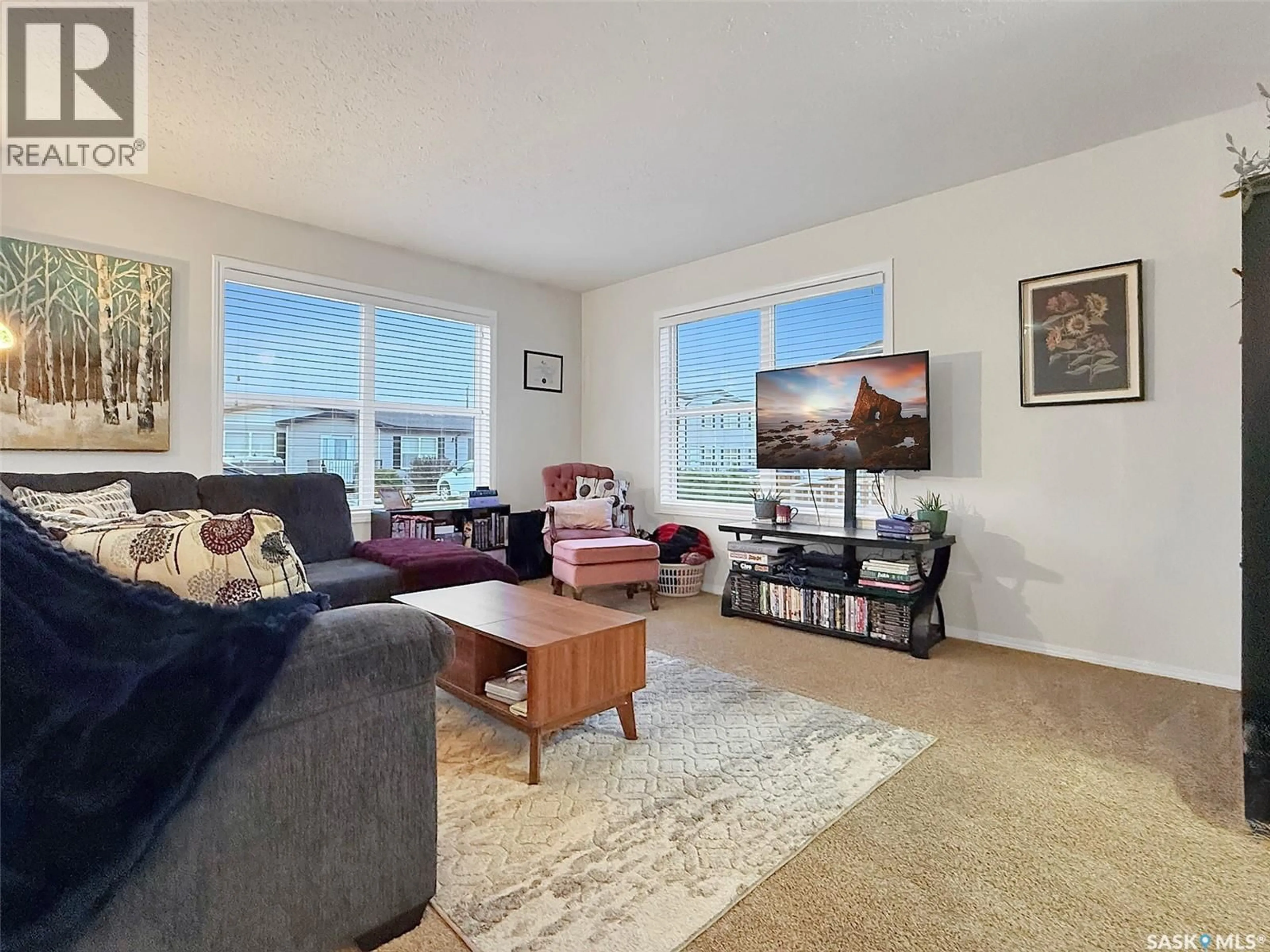Living room with furniture, unknown for 12 - 1275 SOUTH RAILWAY AVENUE, Swift Current Saskatchewan S9H5P3