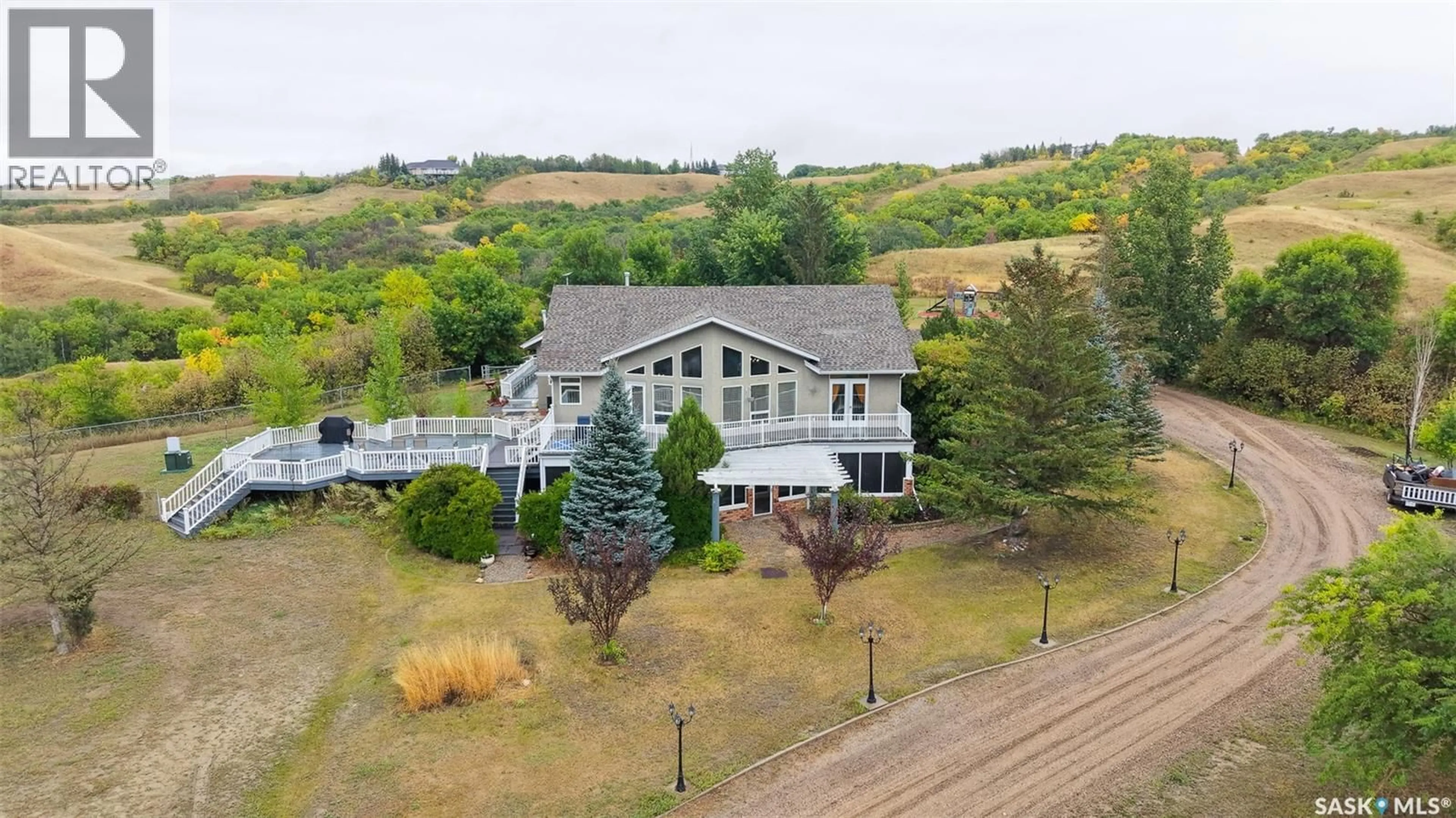 A pic from outside/outdoor area/front of a property/back of a property/a pic from drone, water/lake/river/ocean view for VALLEY LOOKOUT ACREAGE, Lumsden Rm No. 189 Saskatchewan S0G3C0
