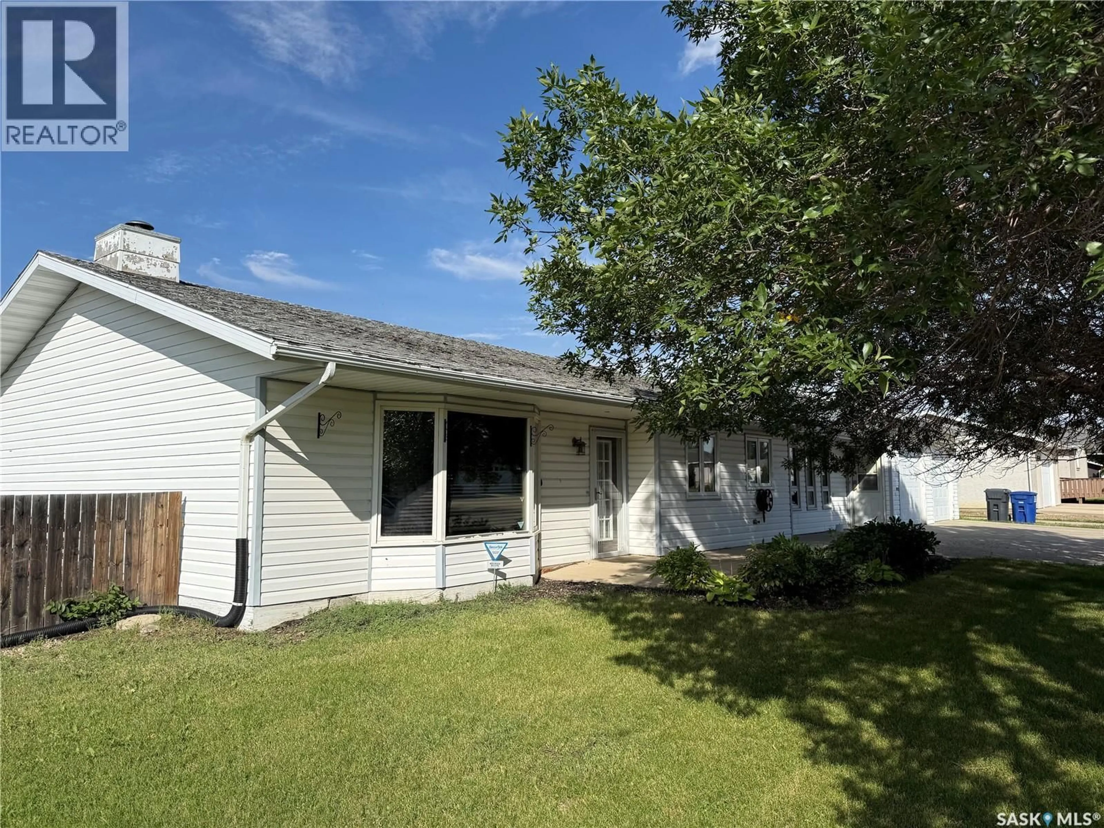 Unknown for 1849 EAGLESHAM AVENUE, Weyburn Saskatchewan S4H3A6