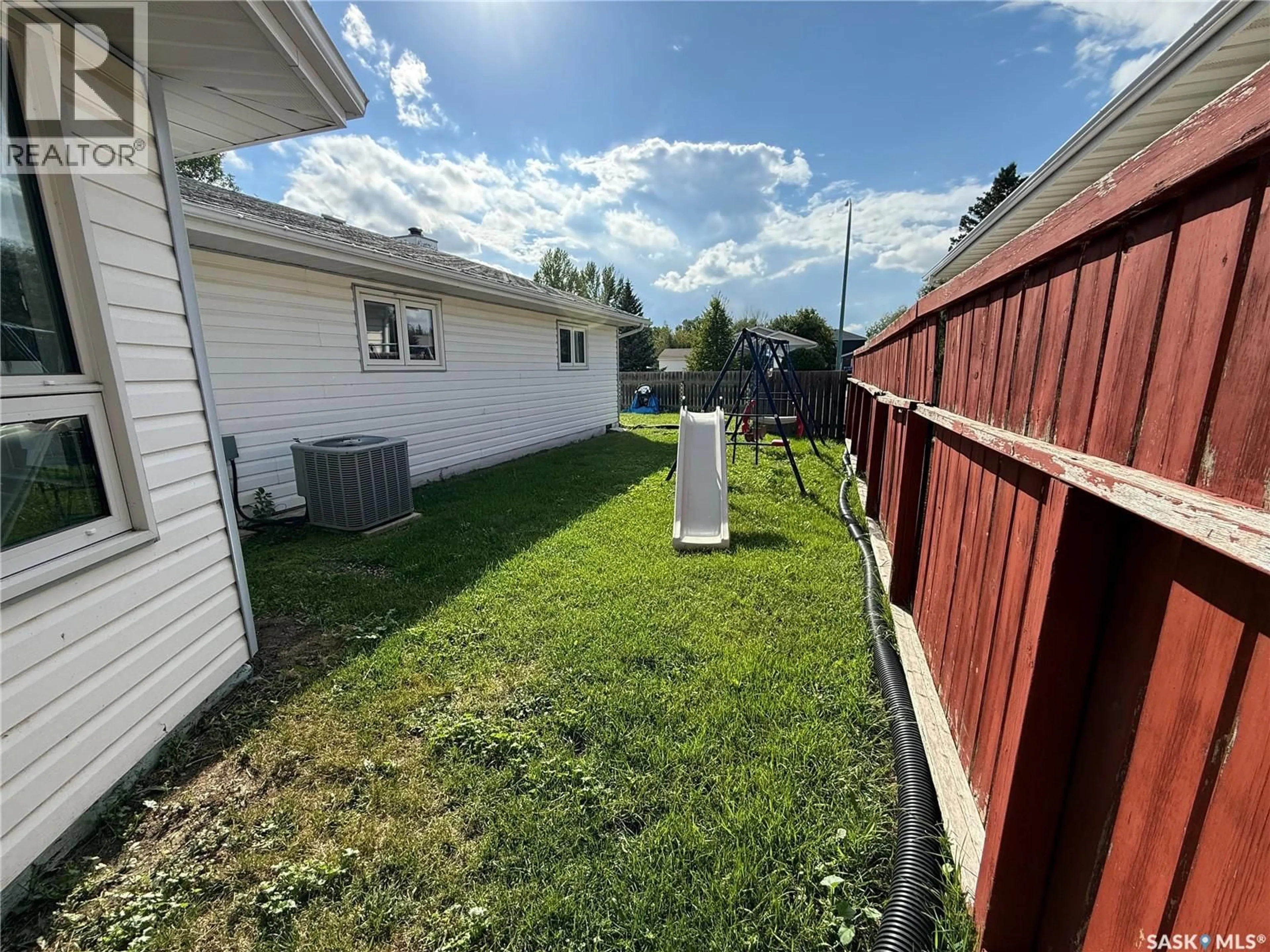 Unknown for 1849 EAGLESHAM AVENUE, Weyburn Saskatchewan S4H3A6