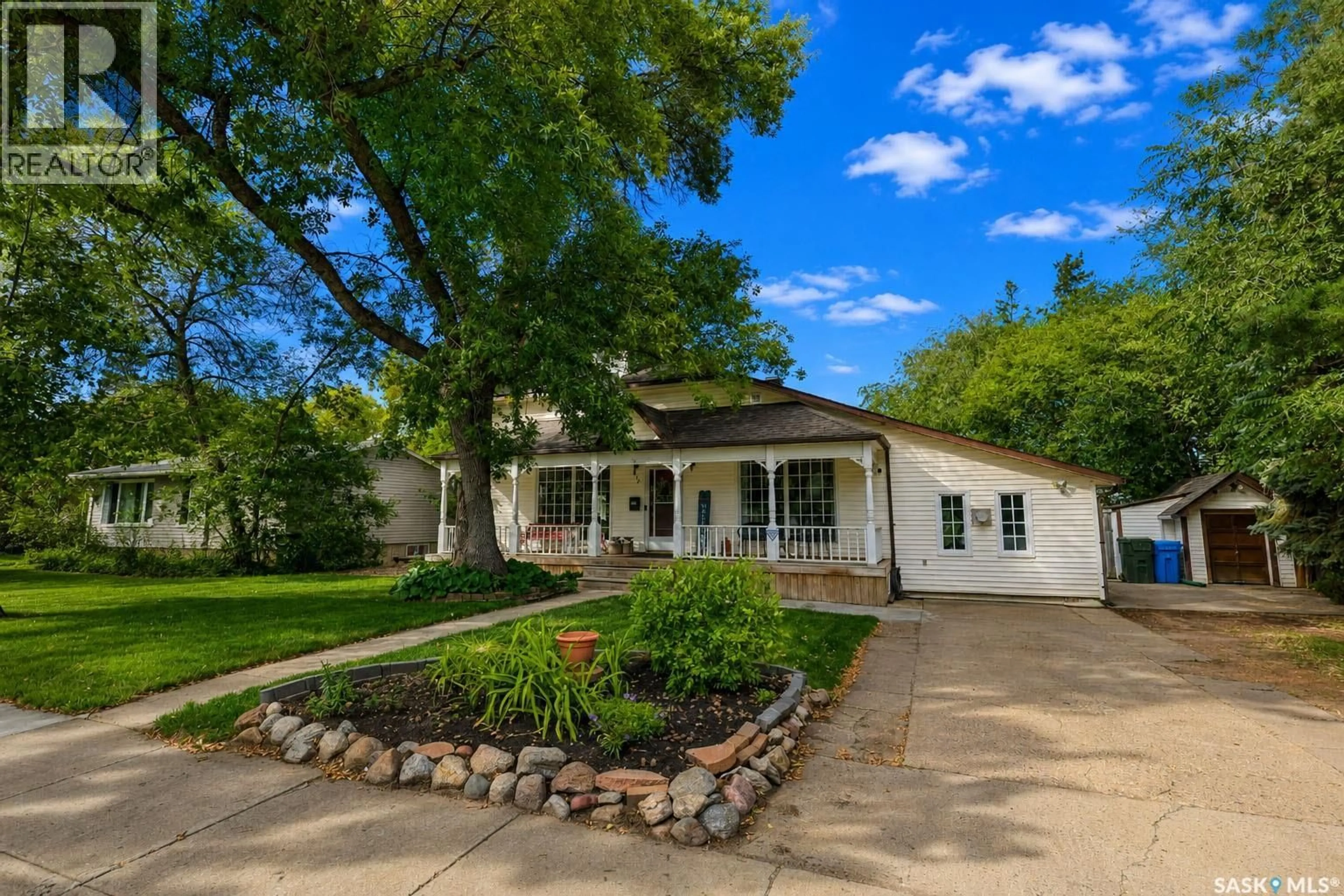 A pic from outside/outdoor area/front of a property/back of a property/a pic from drone, street for 412 19TH STREET, Prince Albert Saskatchewan S6V4C9