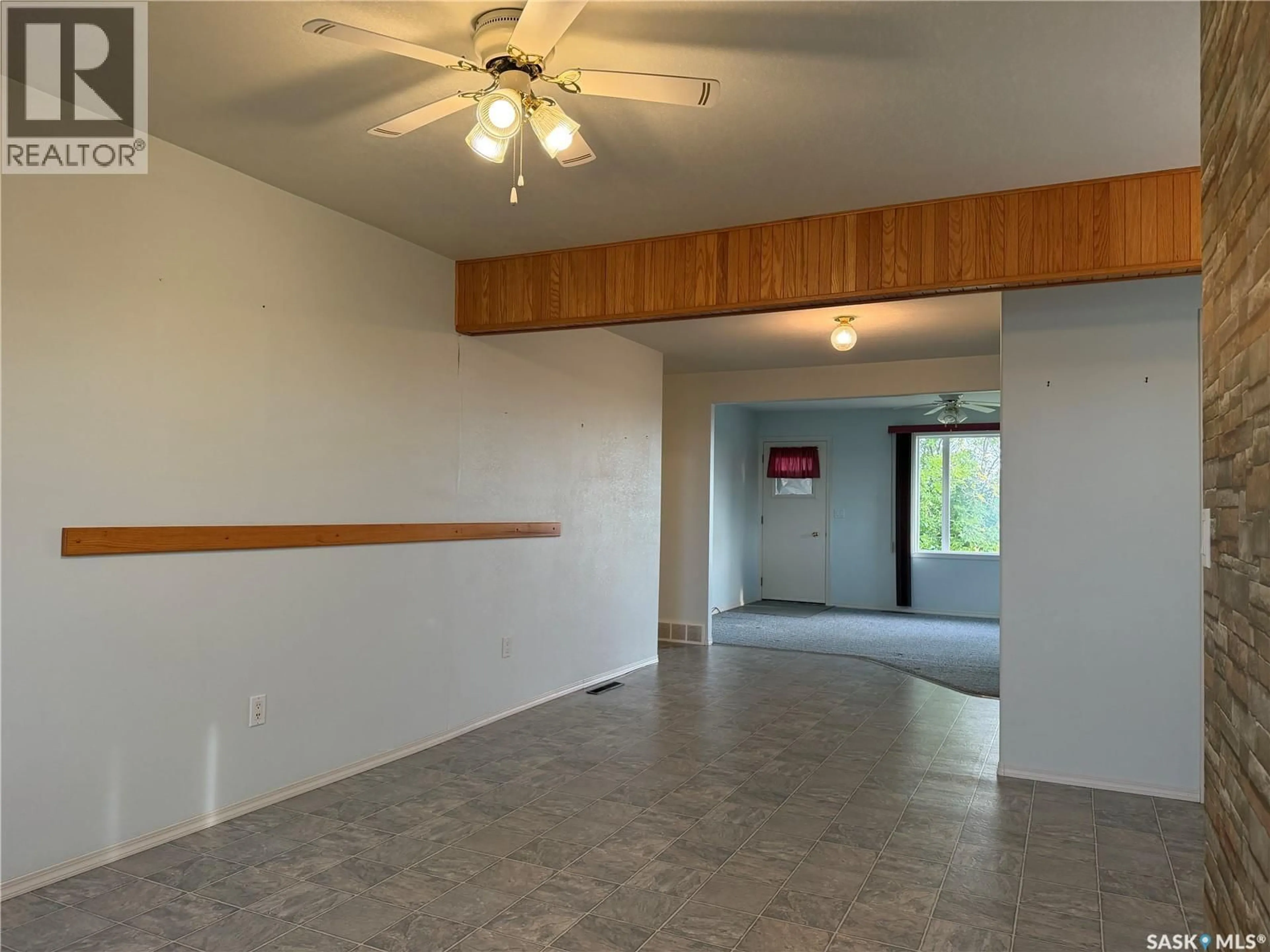 A pic of a room for 2 RAILWAY AVENUE, Dafoe Saskatchewan S0K1C0