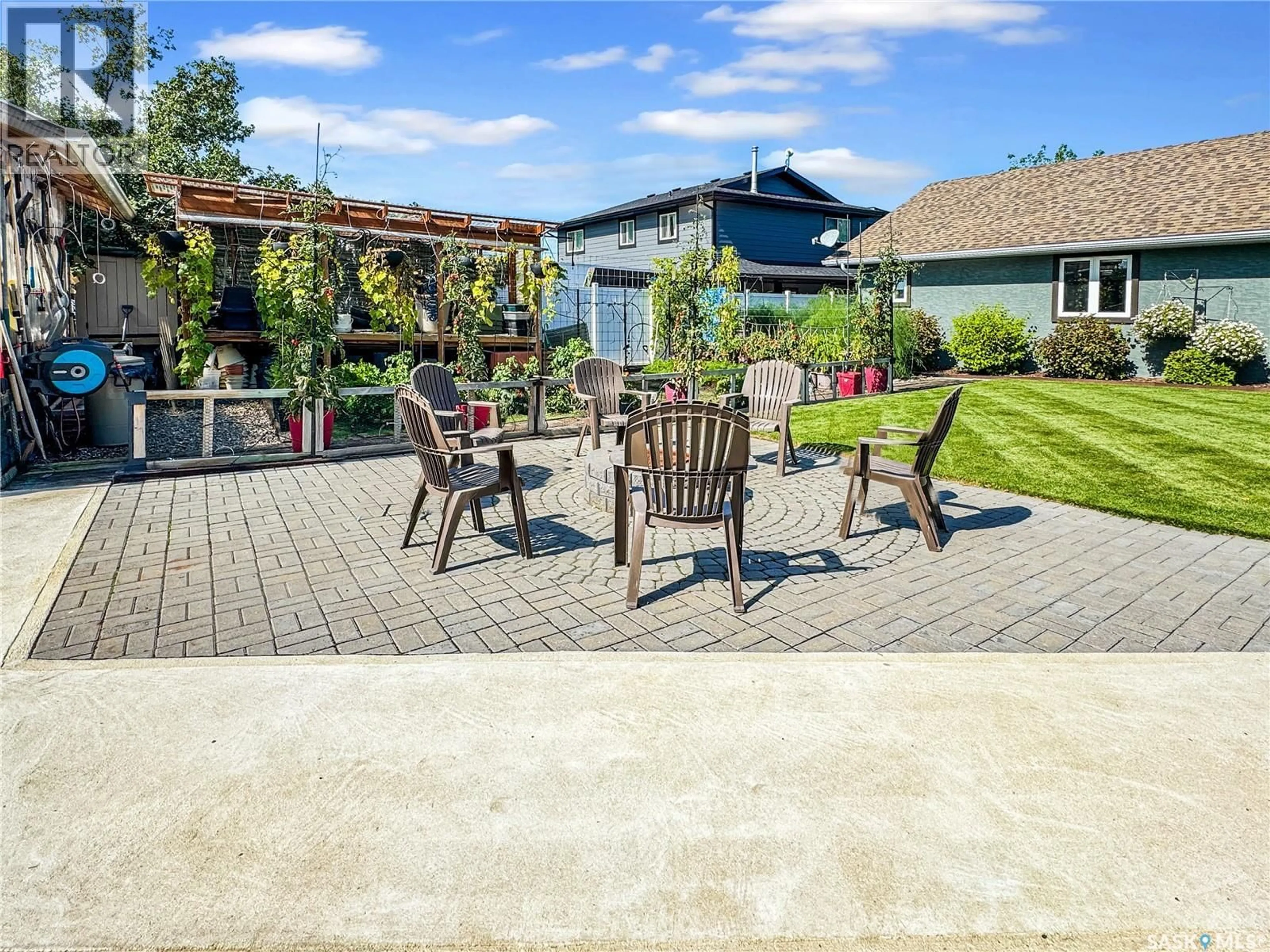 Patio, street for 21 ELDRIDGE DRIVE, Murray Lake Saskatchewan S0M1X0