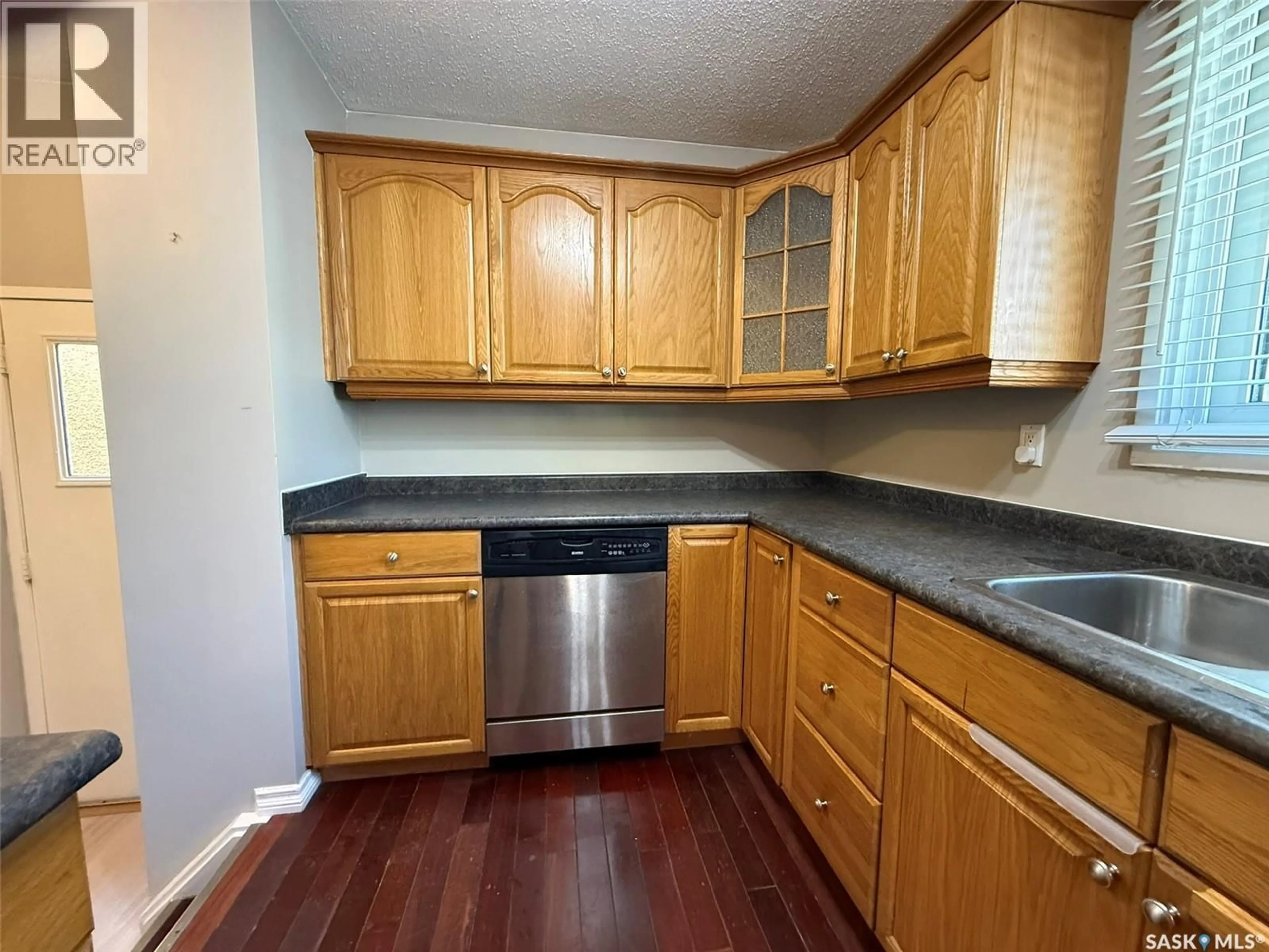 Standard kitchen, unknown for 432 CAVENDISH STREET, Regina Saskatchewan S4N4K4