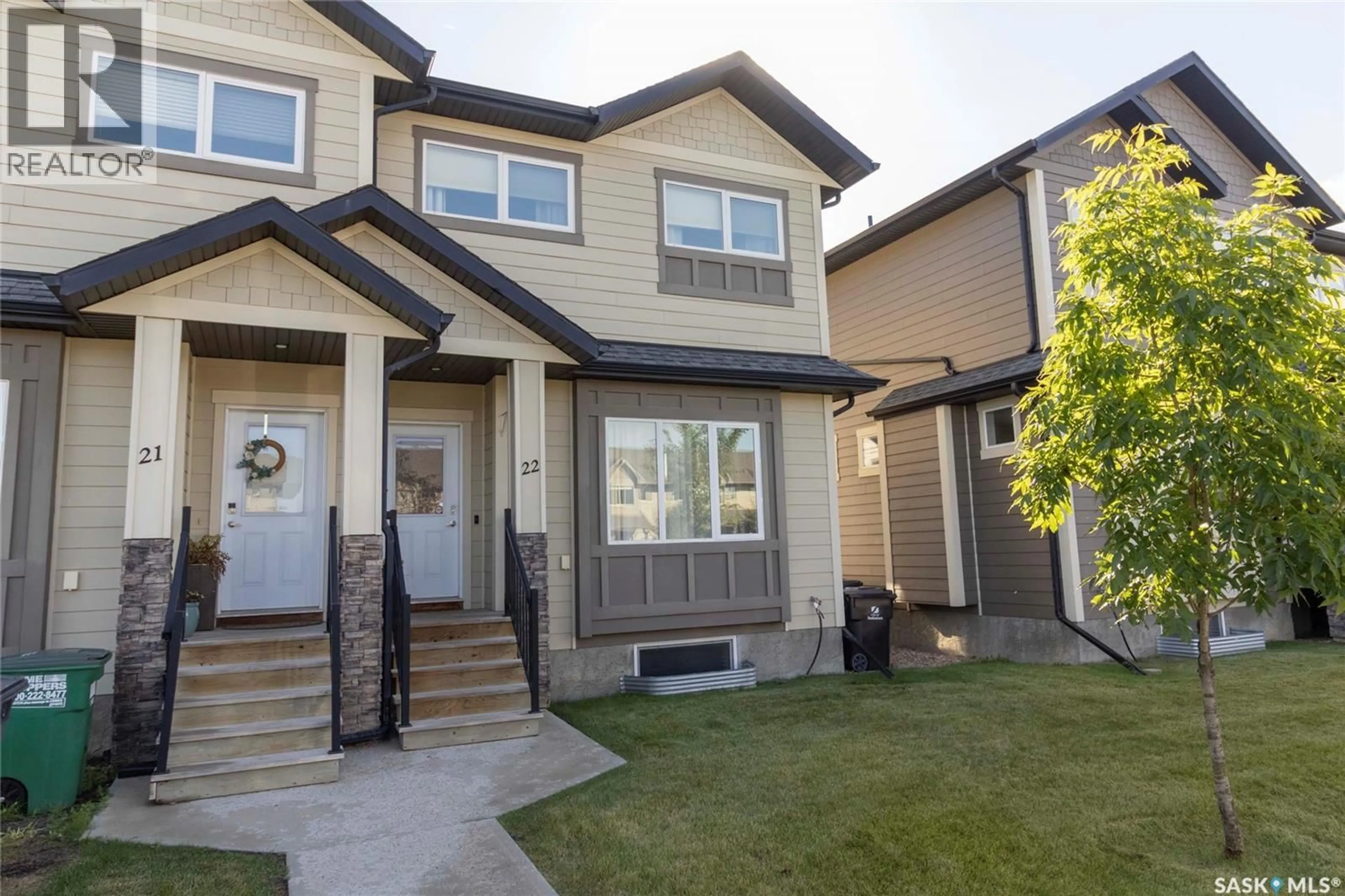Home with vinyl exterior material, street for N - 22 111 ROSEWOOD GATE, Saskatoon Saskatchewan S7V0E5