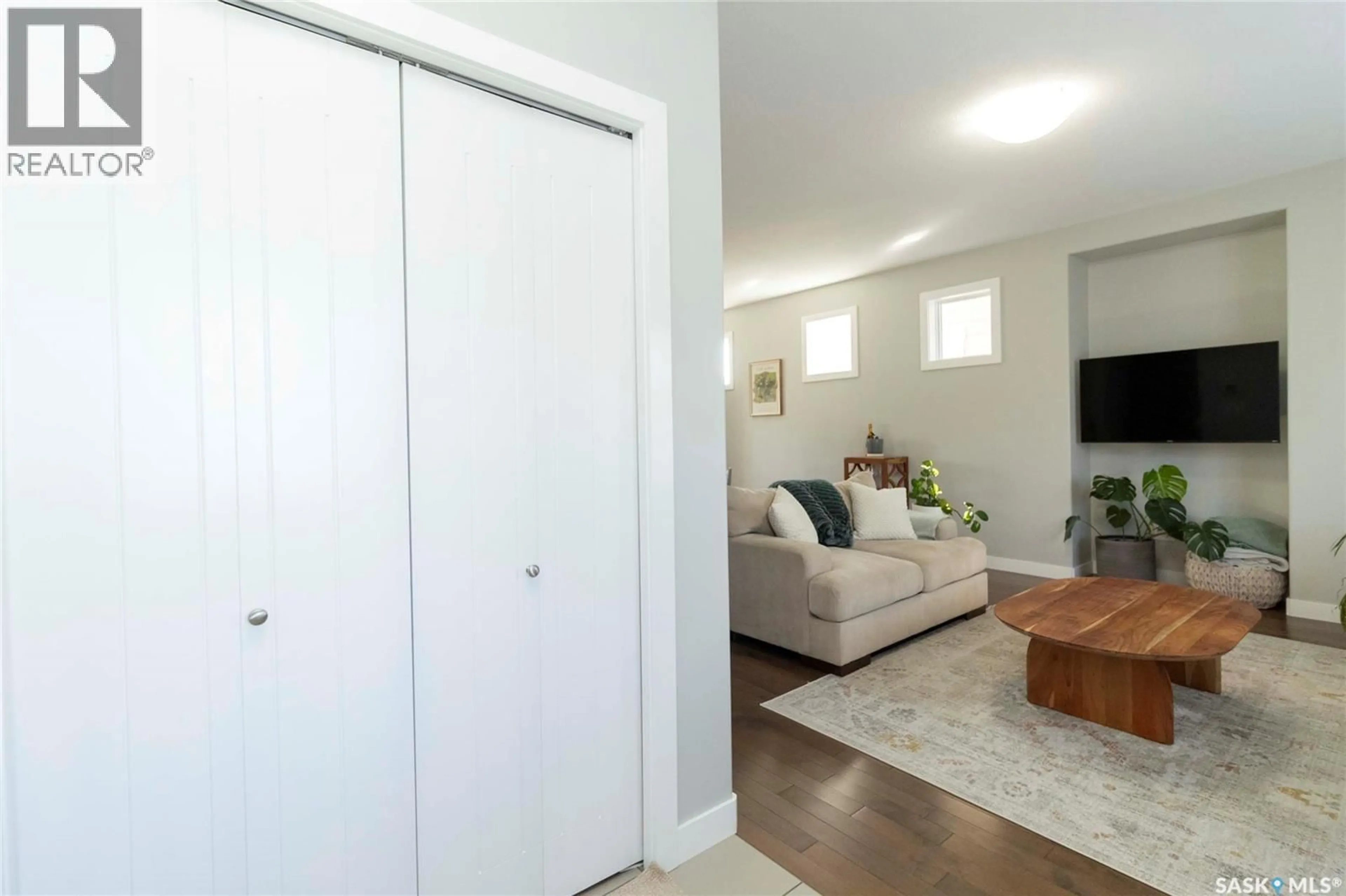Indoor entryway for N - 22 111 ROSEWOOD GATE, Saskatoon Saskatchewan S7V0E5
