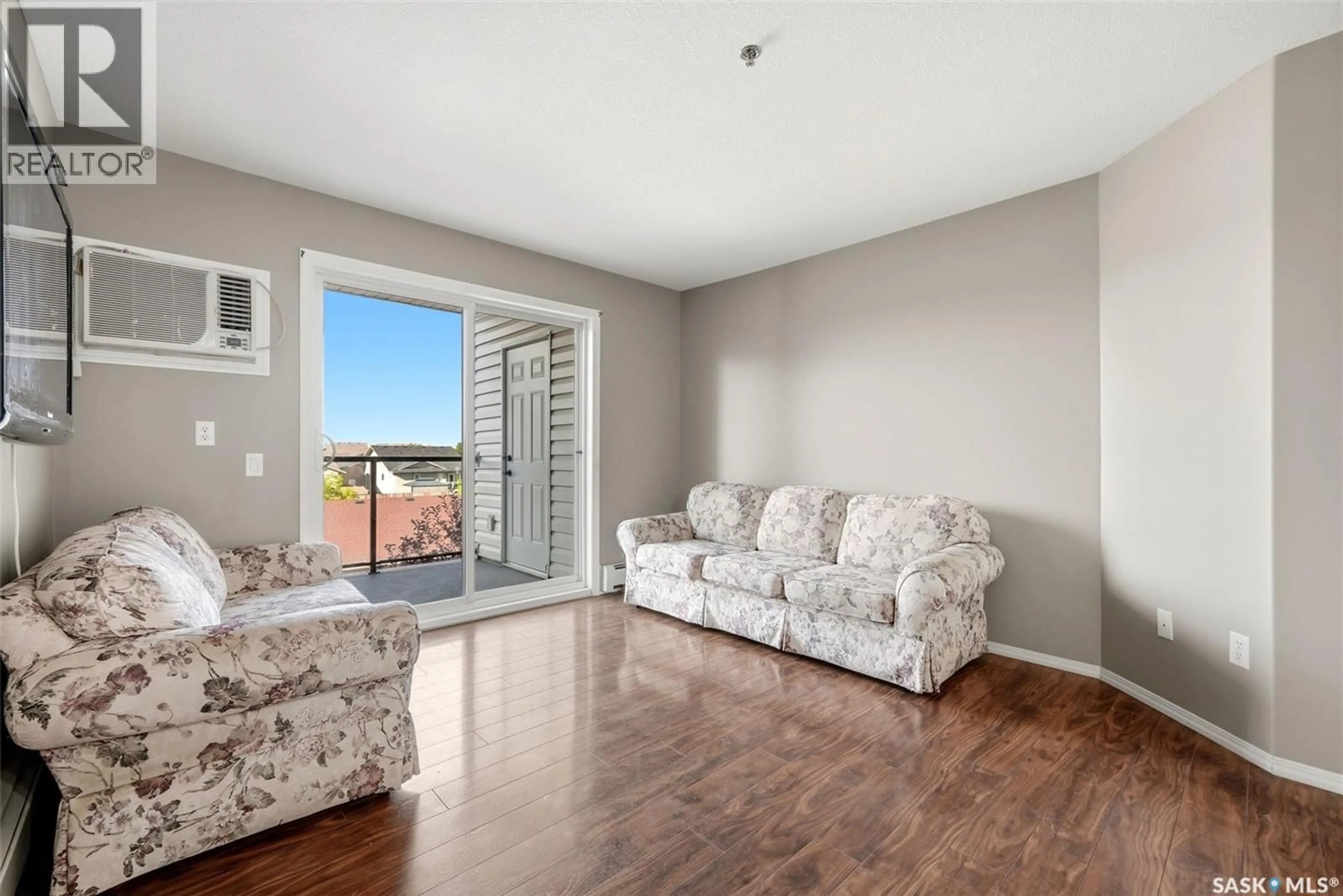 Living room with furniture, unknown for 309 E 1300 STOCKTON STREET, Regina Saskatchewan S4X0G1