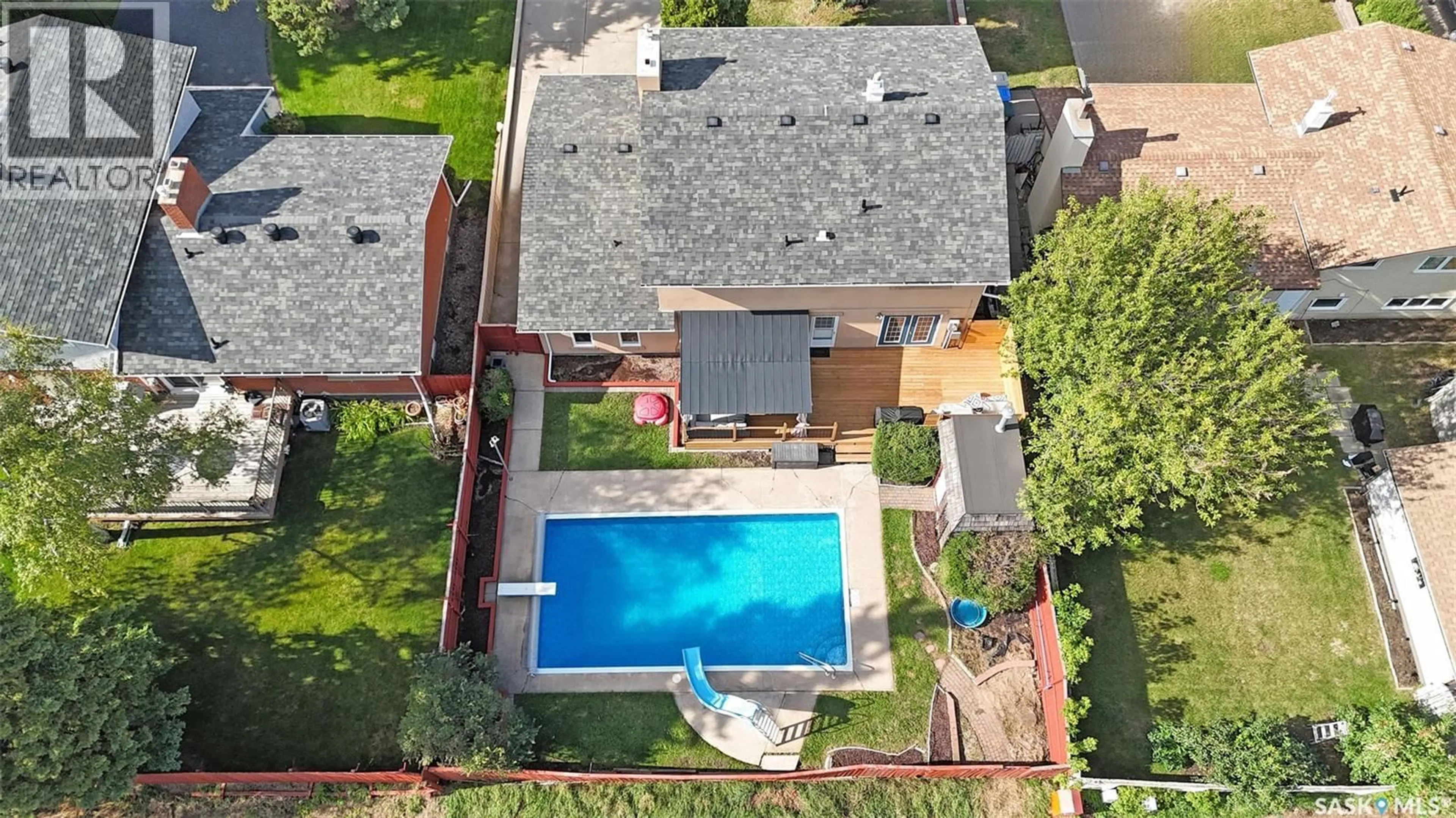 A pic from outside/outdoor area/front of a property/back of a property/a pic from drone, street for 3421 BALFOUR STREET, Saskatoon Saskatchewan S7H3Z3