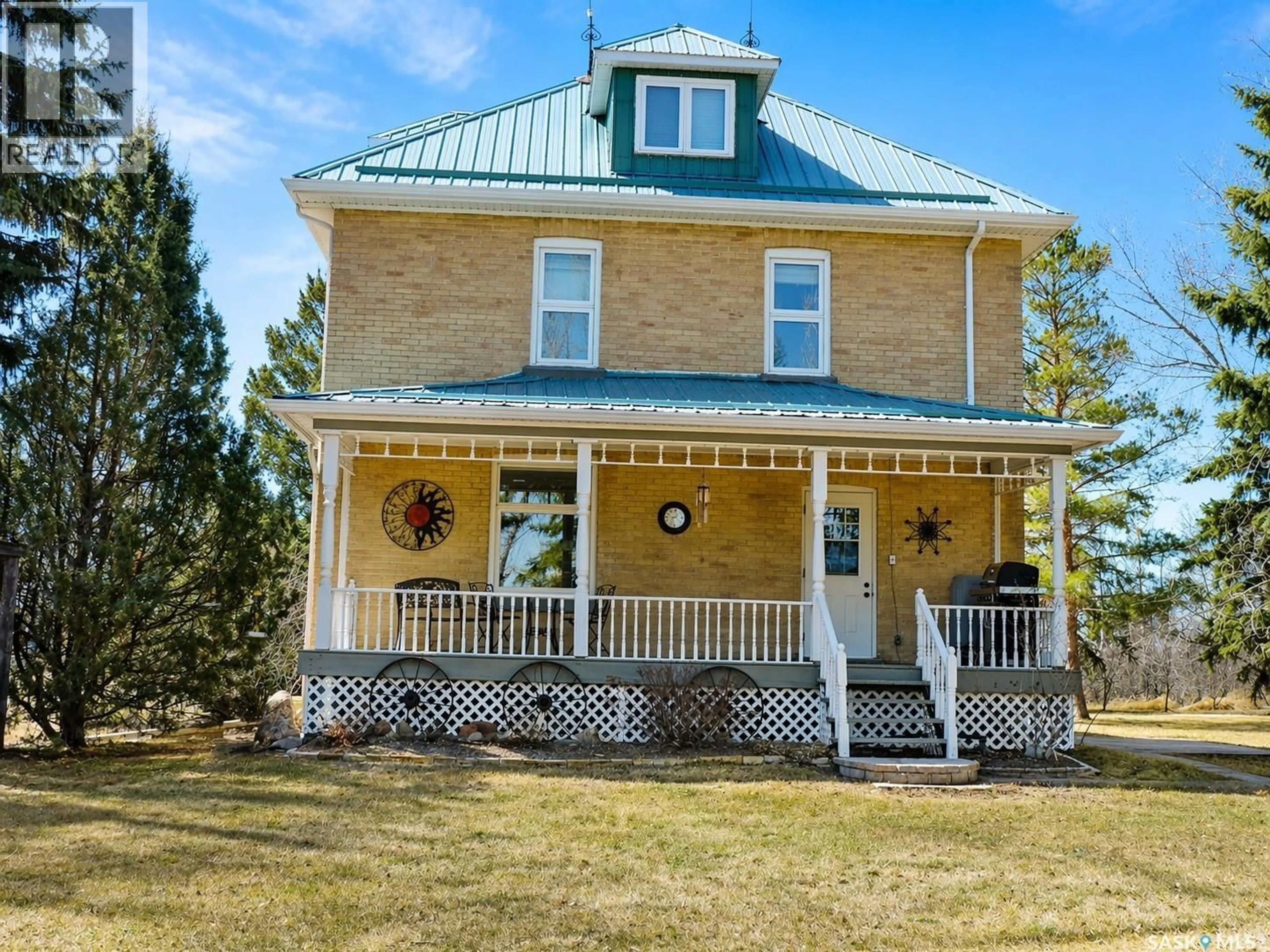 Home with vinyl exterior material, building for THORSON PROPERTY, South Qu'Appelle Rm No. 157 Saskatchewan S0G4A0