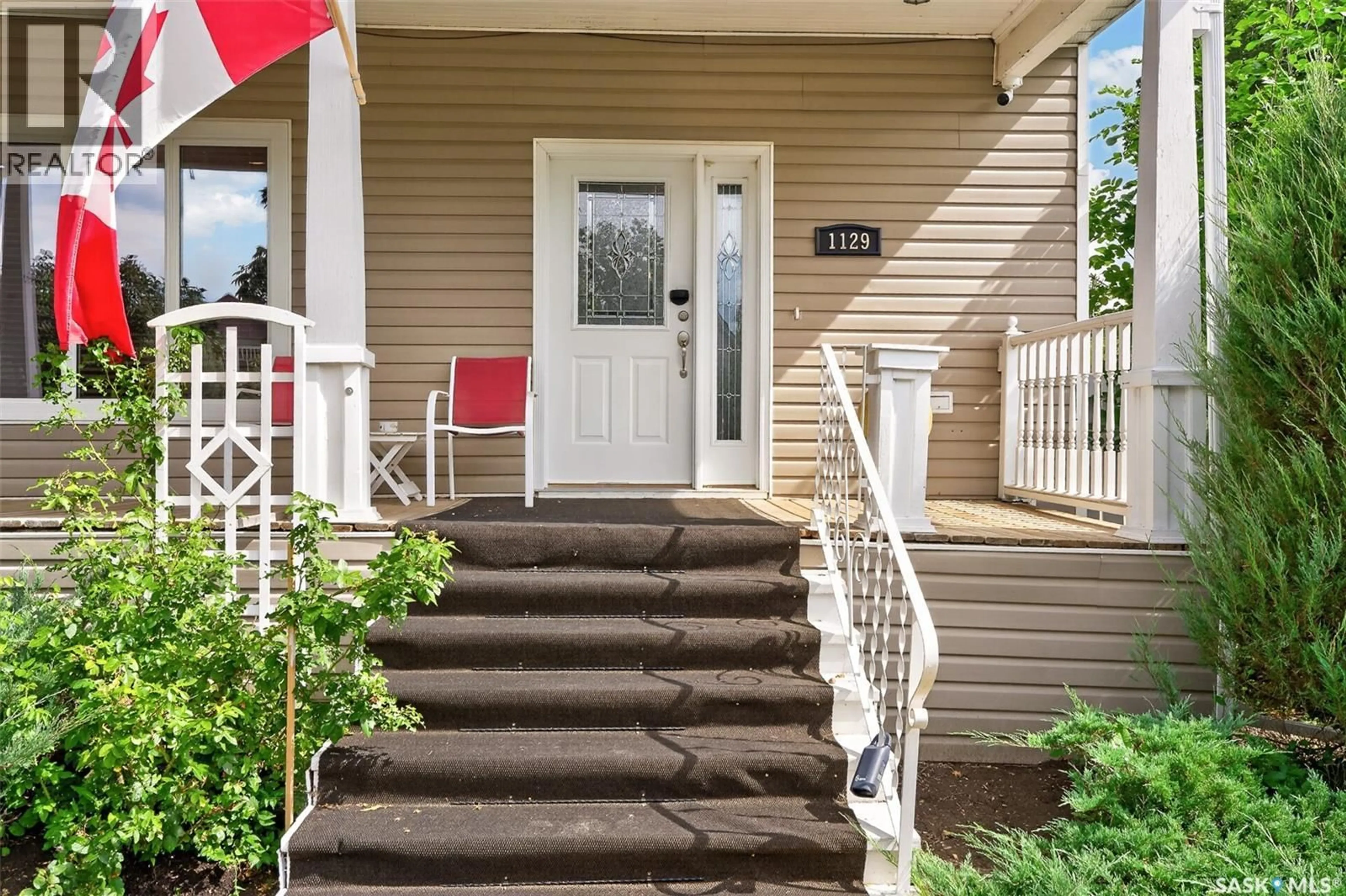 Unknown for 1129 1ST AVENUE, Moose Jaw Saskatchewan S6H1A2