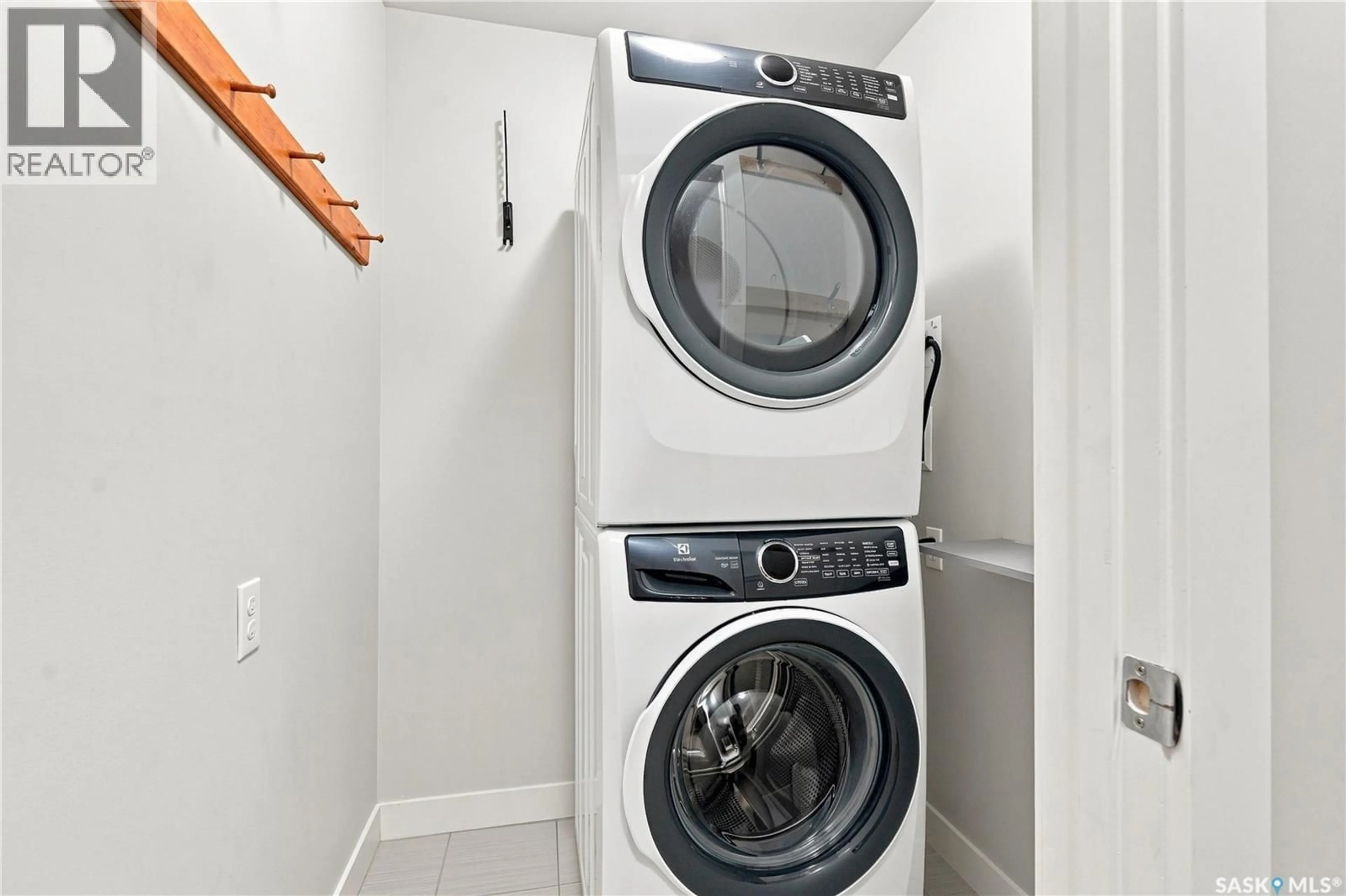 Laundry room for 104B HUNTER ROAD, Saskatoon Saskatchewan S7T0J9