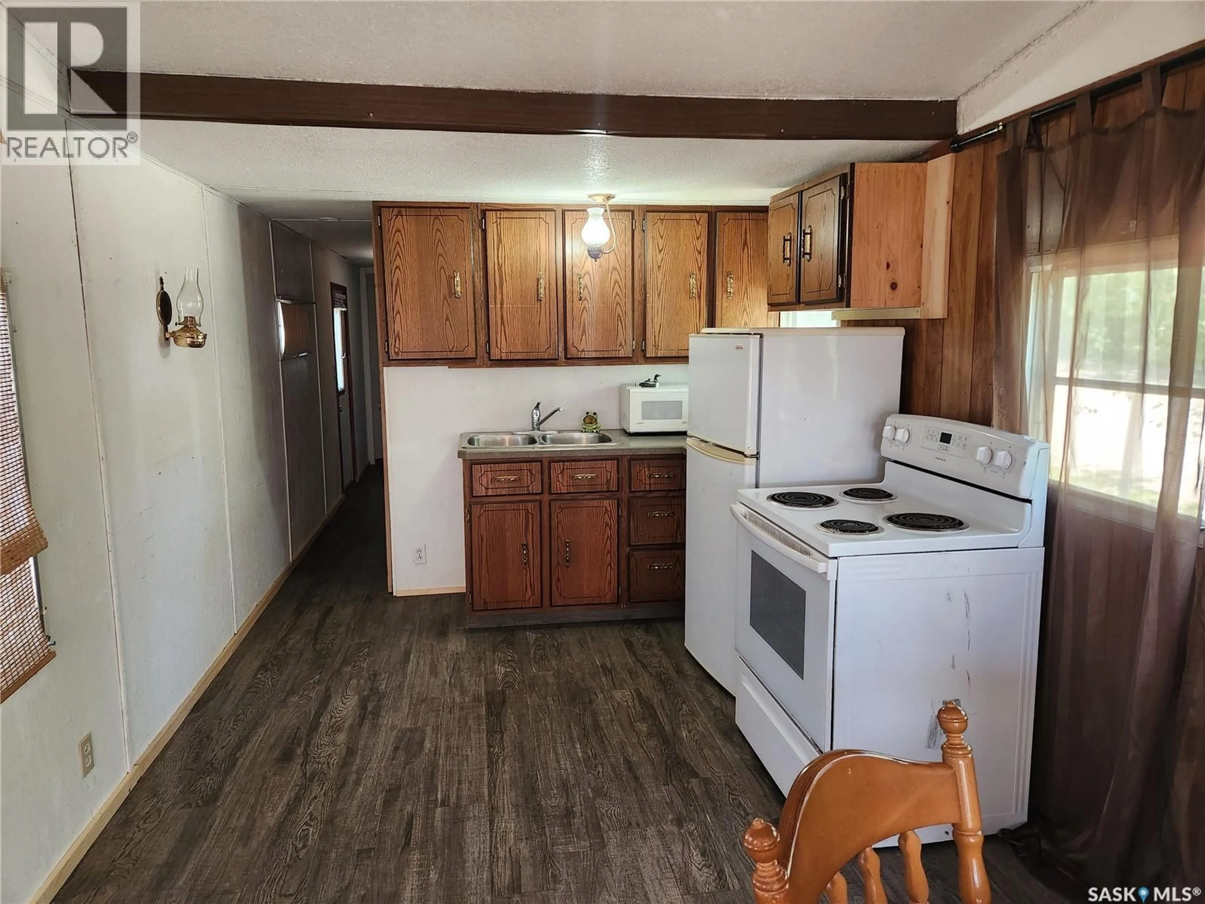 Standard kitchen, wood/laminate floor for VALLEY VIEW ROAD, Marean Lake Saskatchewan S0E0E0