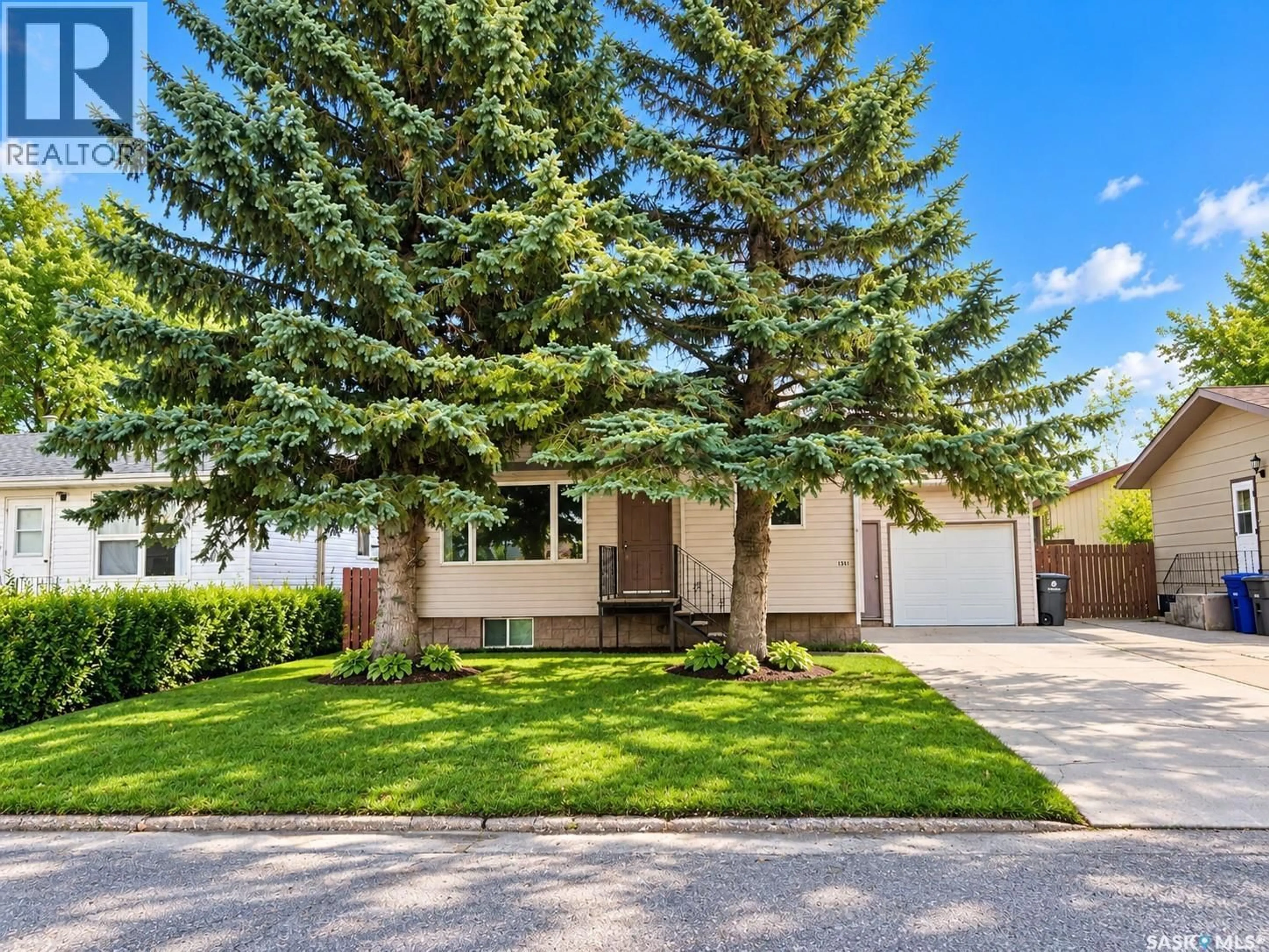 Home with vinyl exterior material, street for 151 MEMORIAL DRIVE, Spiritwood Saskatchewan S0J2M0
