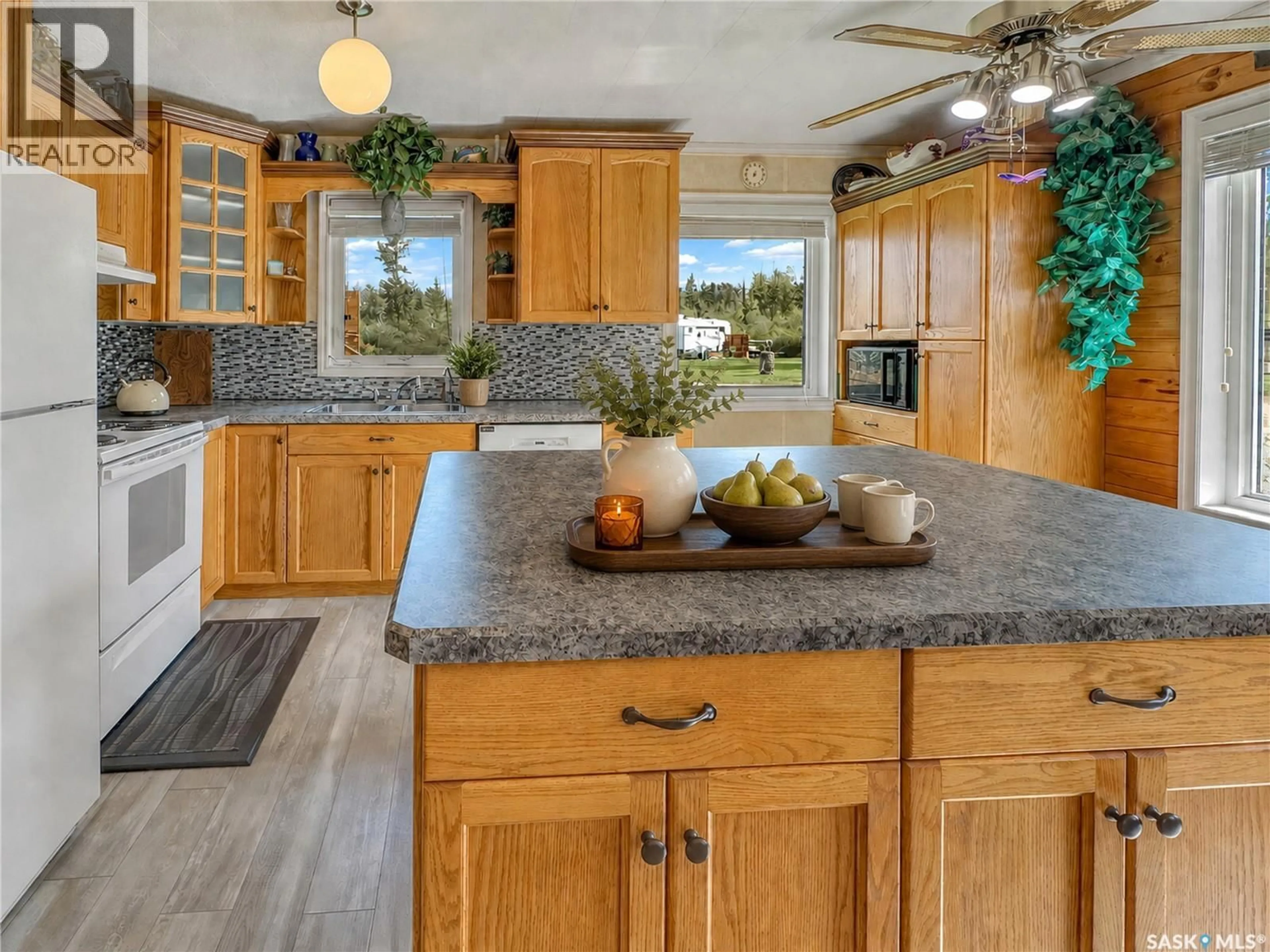 Open concept kitchen, ceramic/tile floor for 303 CORRIGAL CRESCENT, Turtle View Saskatchewan S0M1J0