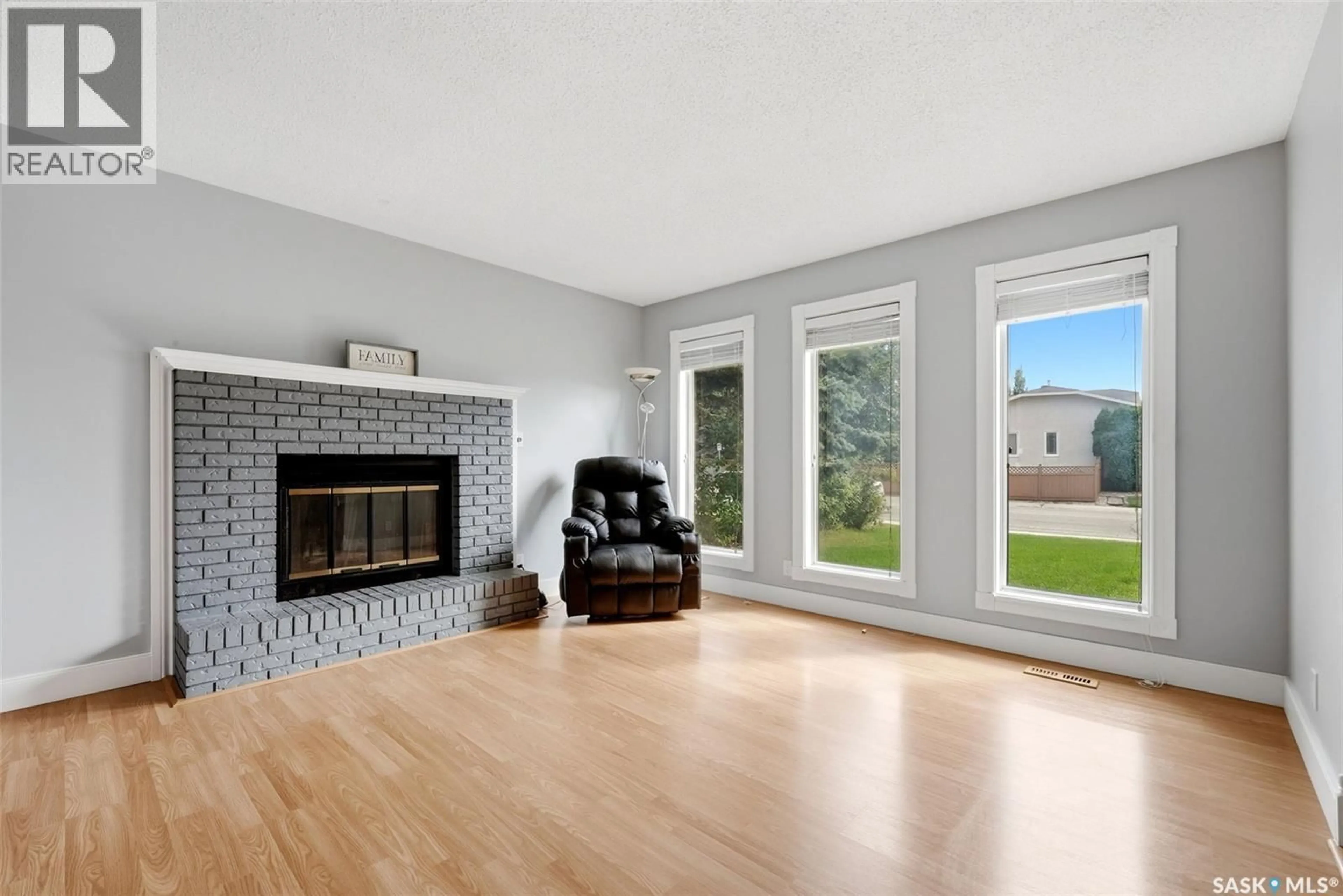 Living room with furniture, unknown for 1414 RADWAY STREET, Regina Saskatchewan S4X4A7