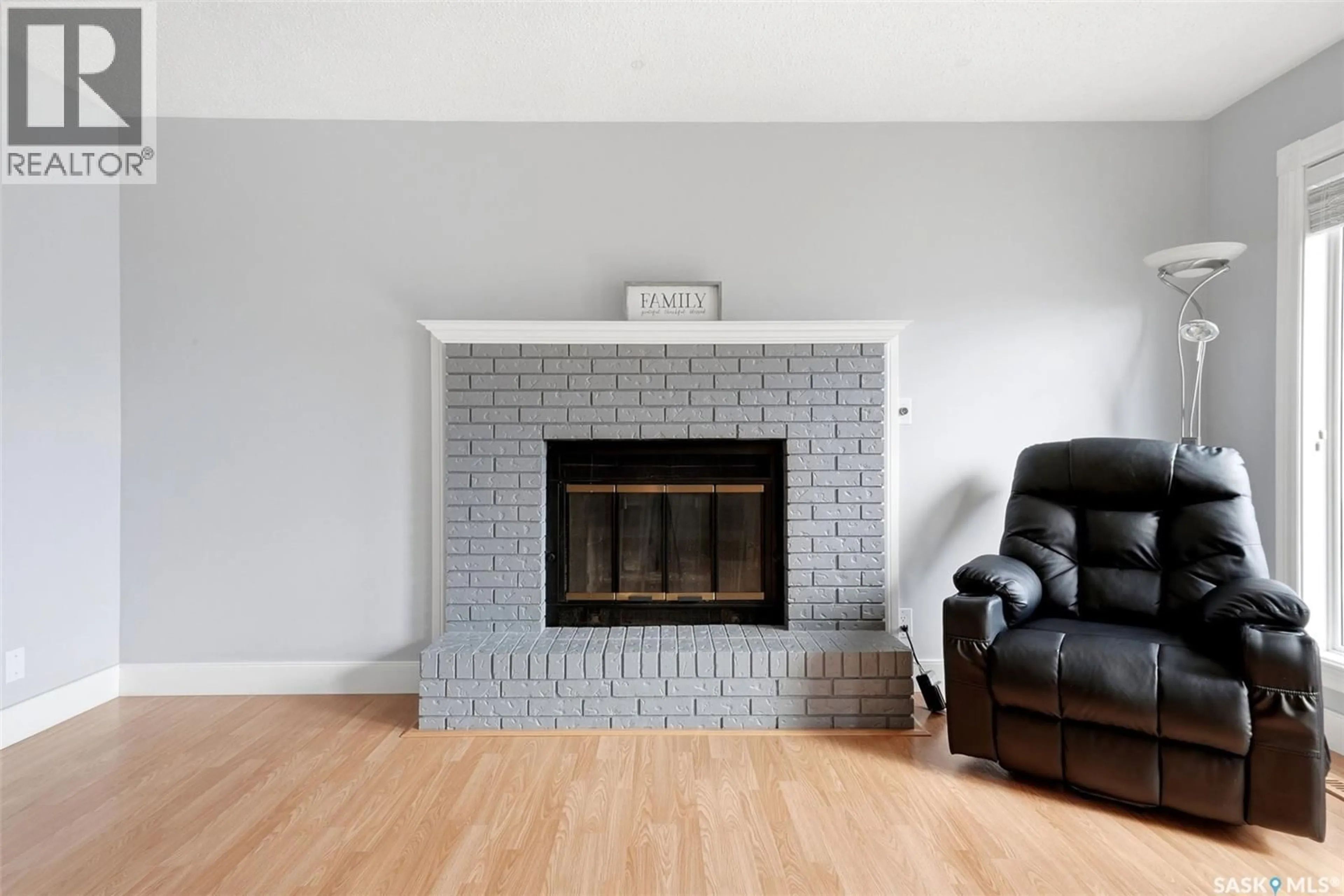 Living room with furniture, unknown for 1414 RADWAY STREET, Regina Saskatchewan S4X4A7