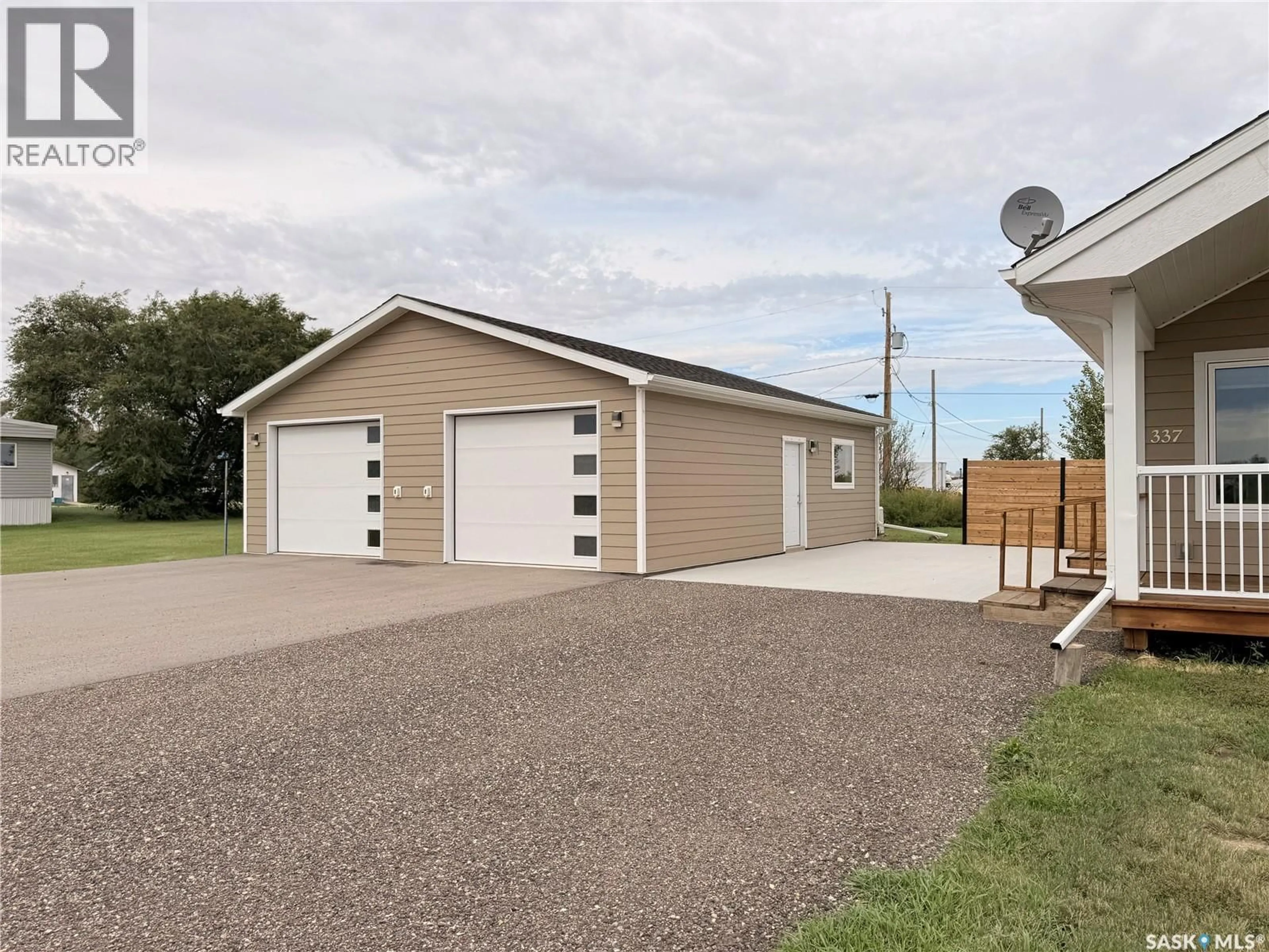 Indoor garage for 337 RAILWAY AVENUE, Broderick Saskatchewan S0H0L0