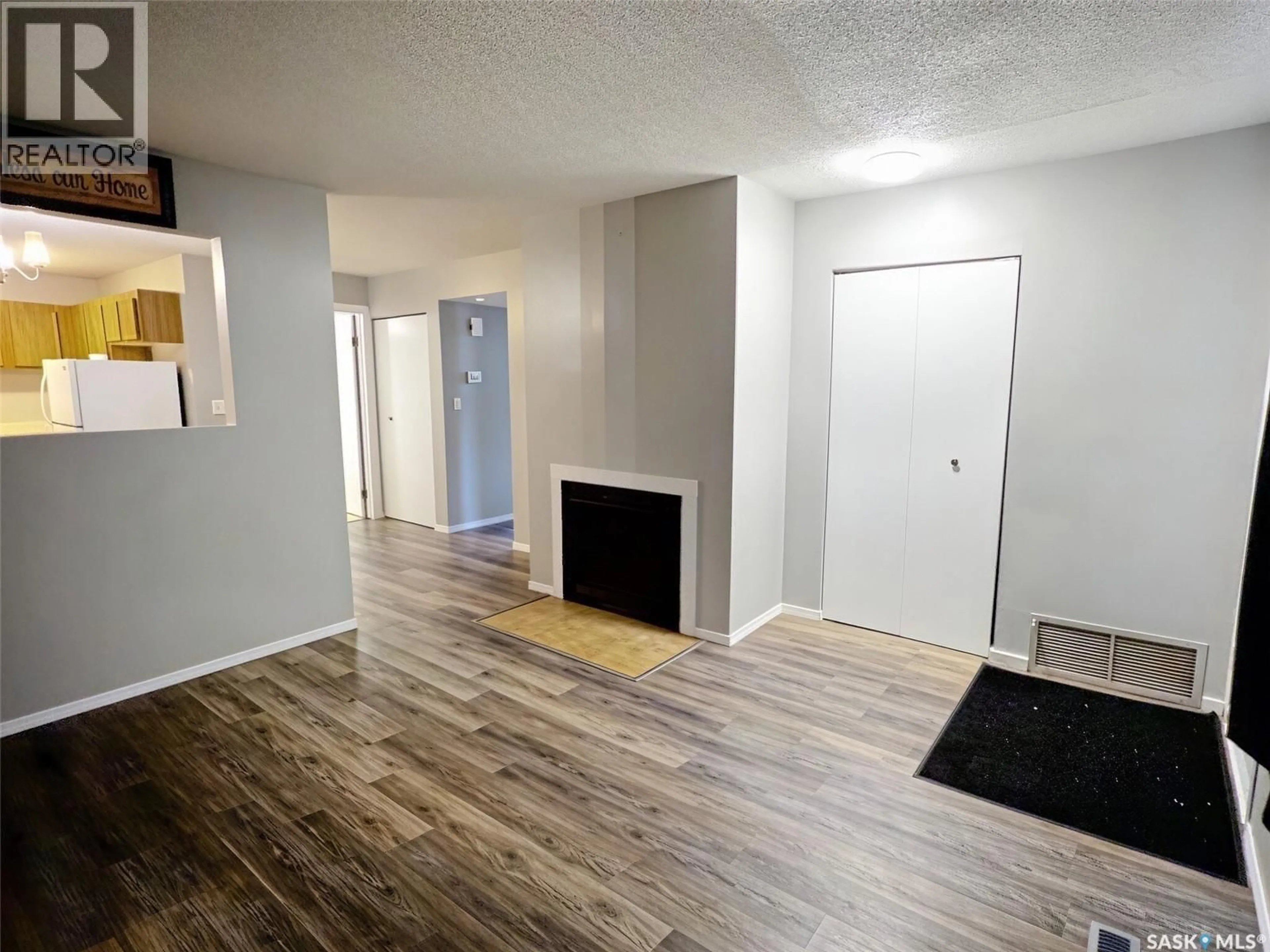 A pic of a room for 101 525 DUFFERIN AVENUE, Estevan Saskatchewan S4A2J1