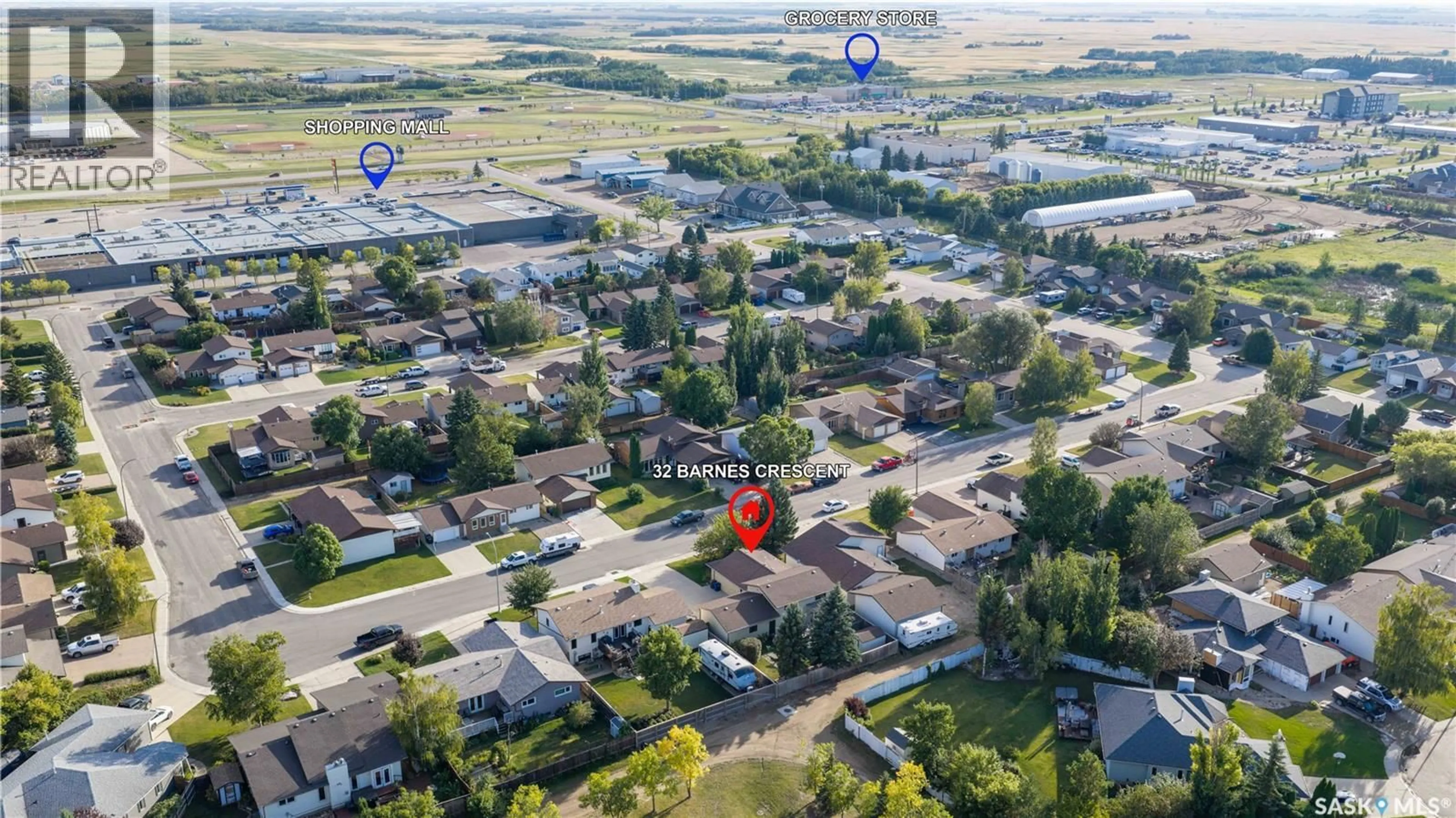 A pic from outside/outdoor area/front of a property/back of a property/a pic from drone, street for 32 BARNES CRESCENT, Humboldt Saskatchewan S0K2A0