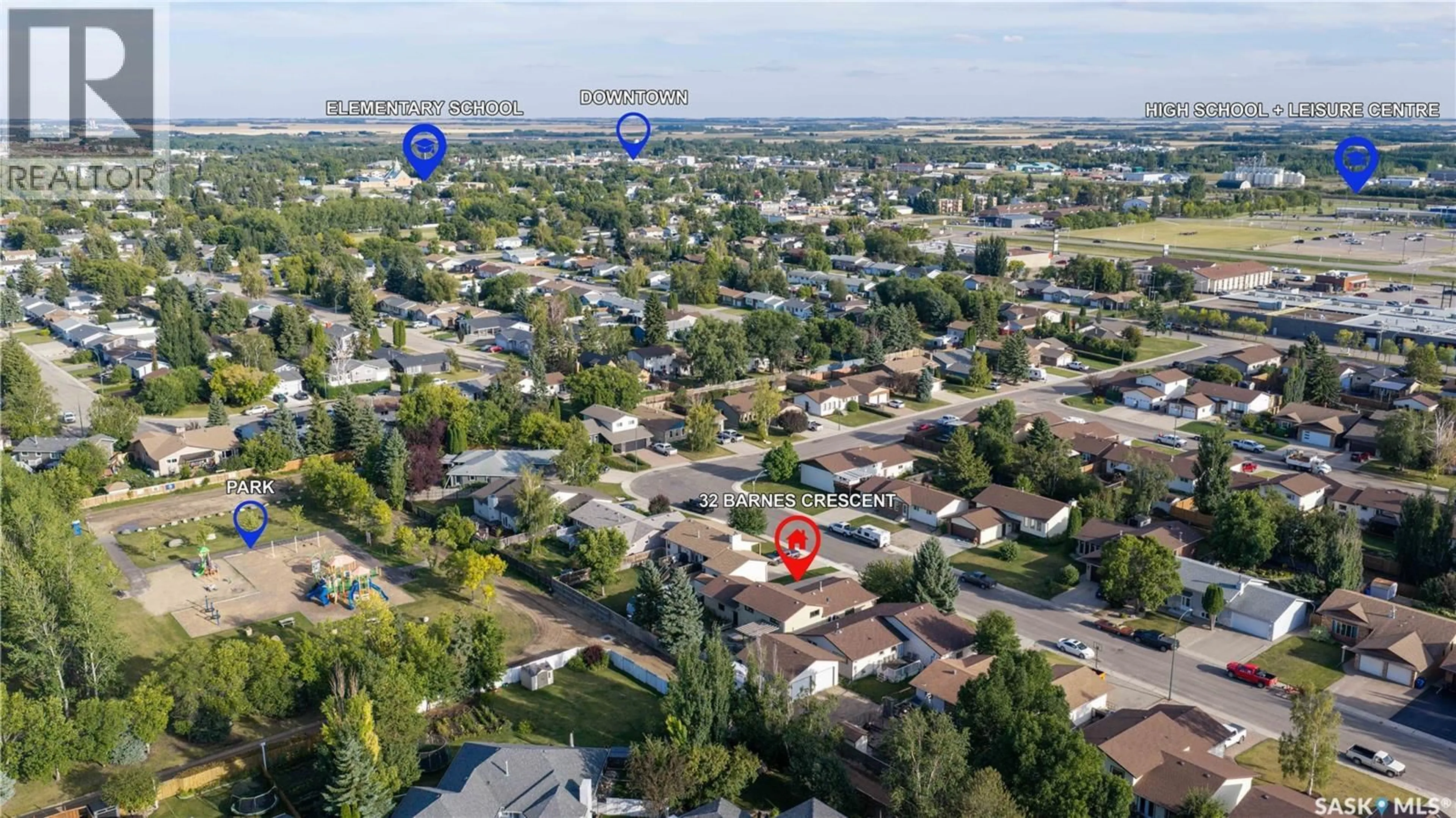A pic from outside/outdoor area/front of a property/back of a property/a pic from drone, street for 32 BARNES CRESCENT, Humboldt Saskatchewan S0K2A0