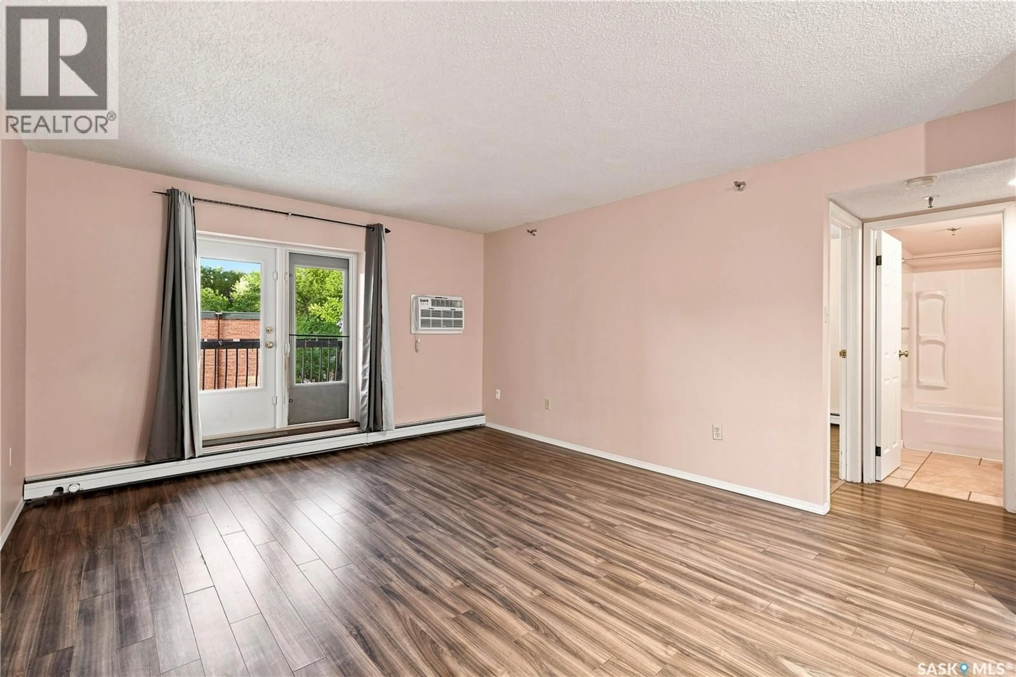 A pic of a room for 205 - 405 5TH AVENUE, Saskatoon Saskatchewan S7K6Z3