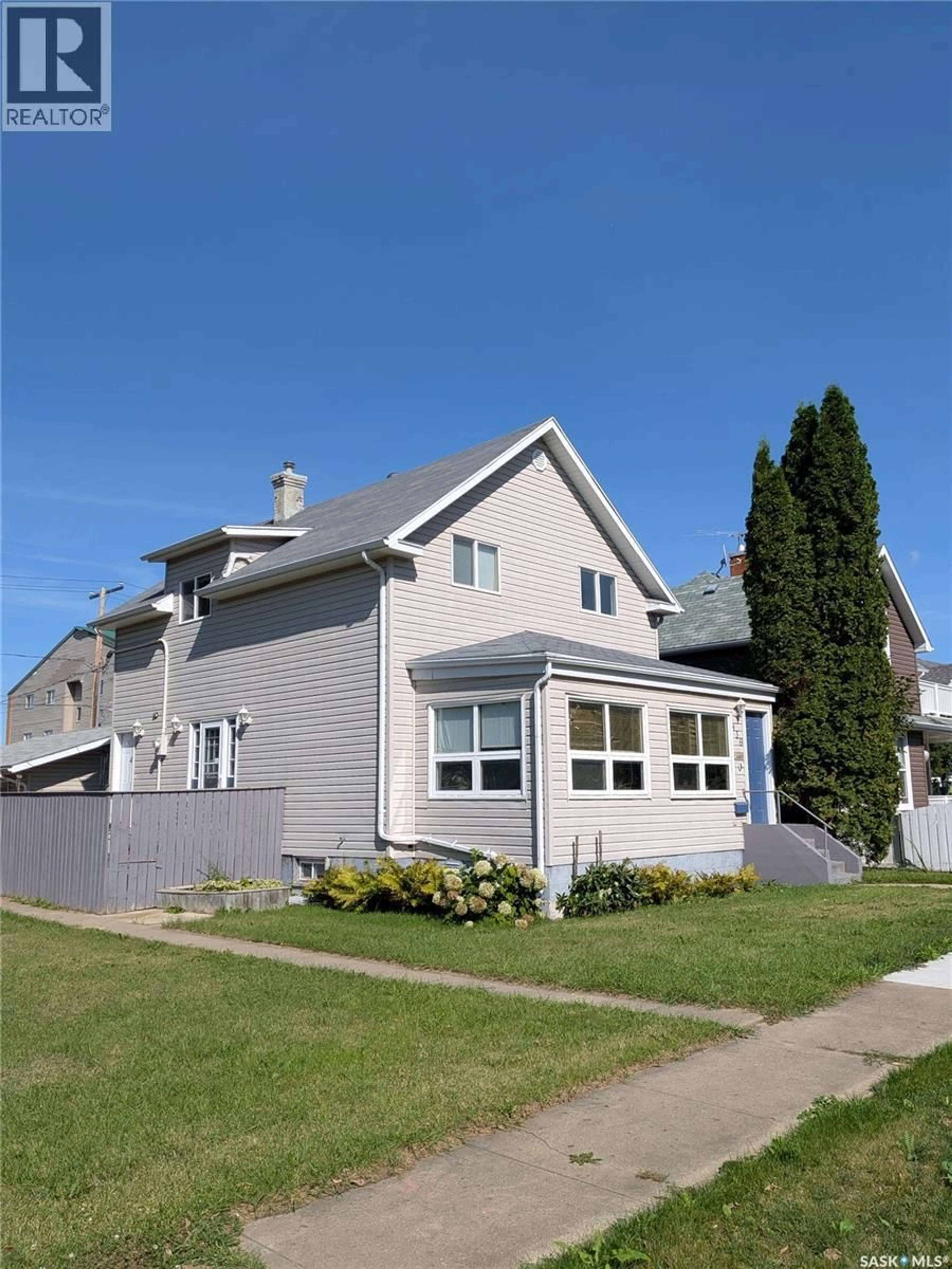 Home with vinyl exterior material, street for 436 12TH STREET, Prince Albert Saskatchewan S6V3B8
