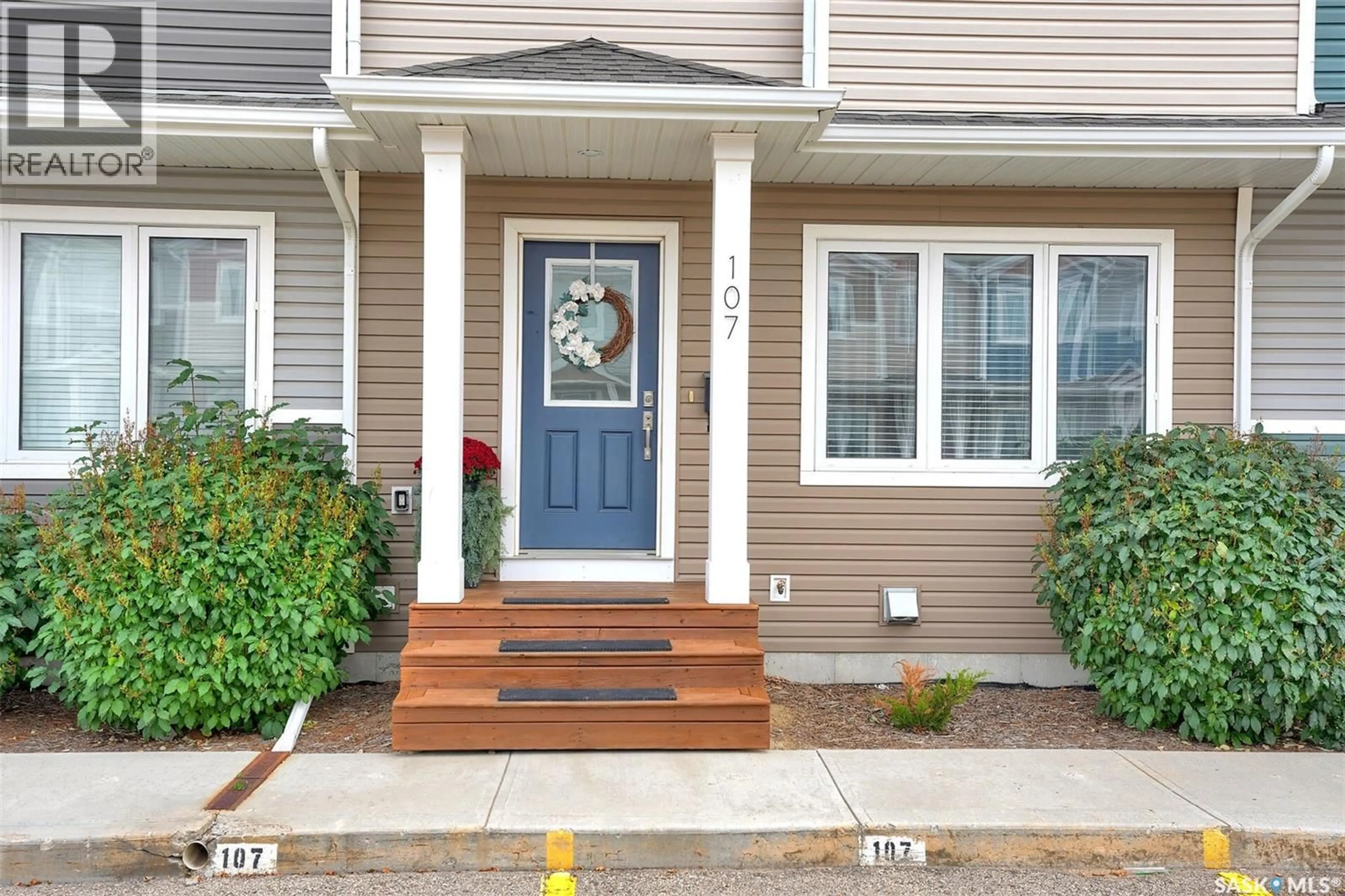 Indoor entryway for 107 1920 7TH AVENUE, Regina Saskatchewan S4N6M9