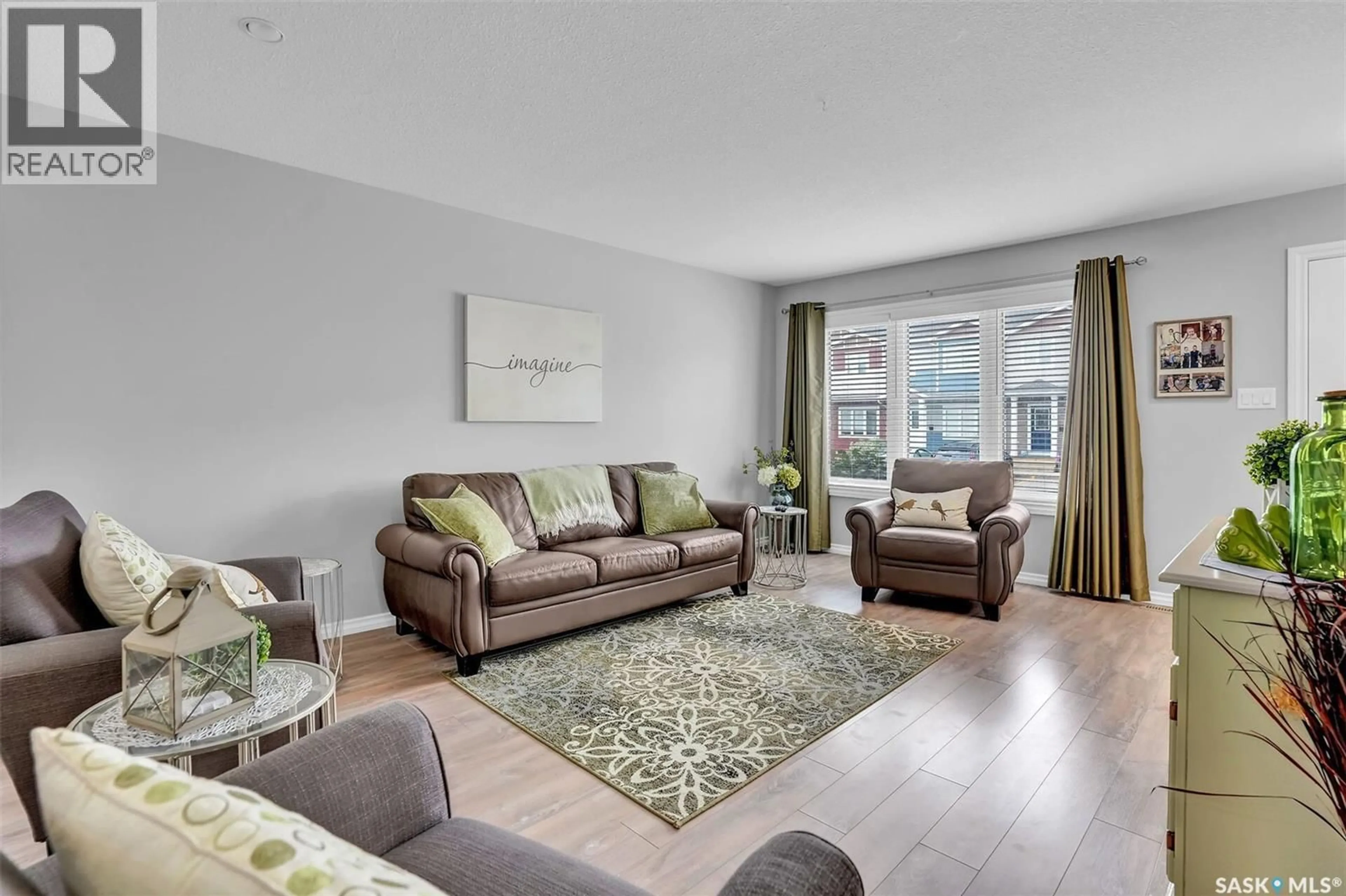 Living room with furniture, unknown for 107 1920 7TH AVENUE, Regina Saskatchewan S4N6M9