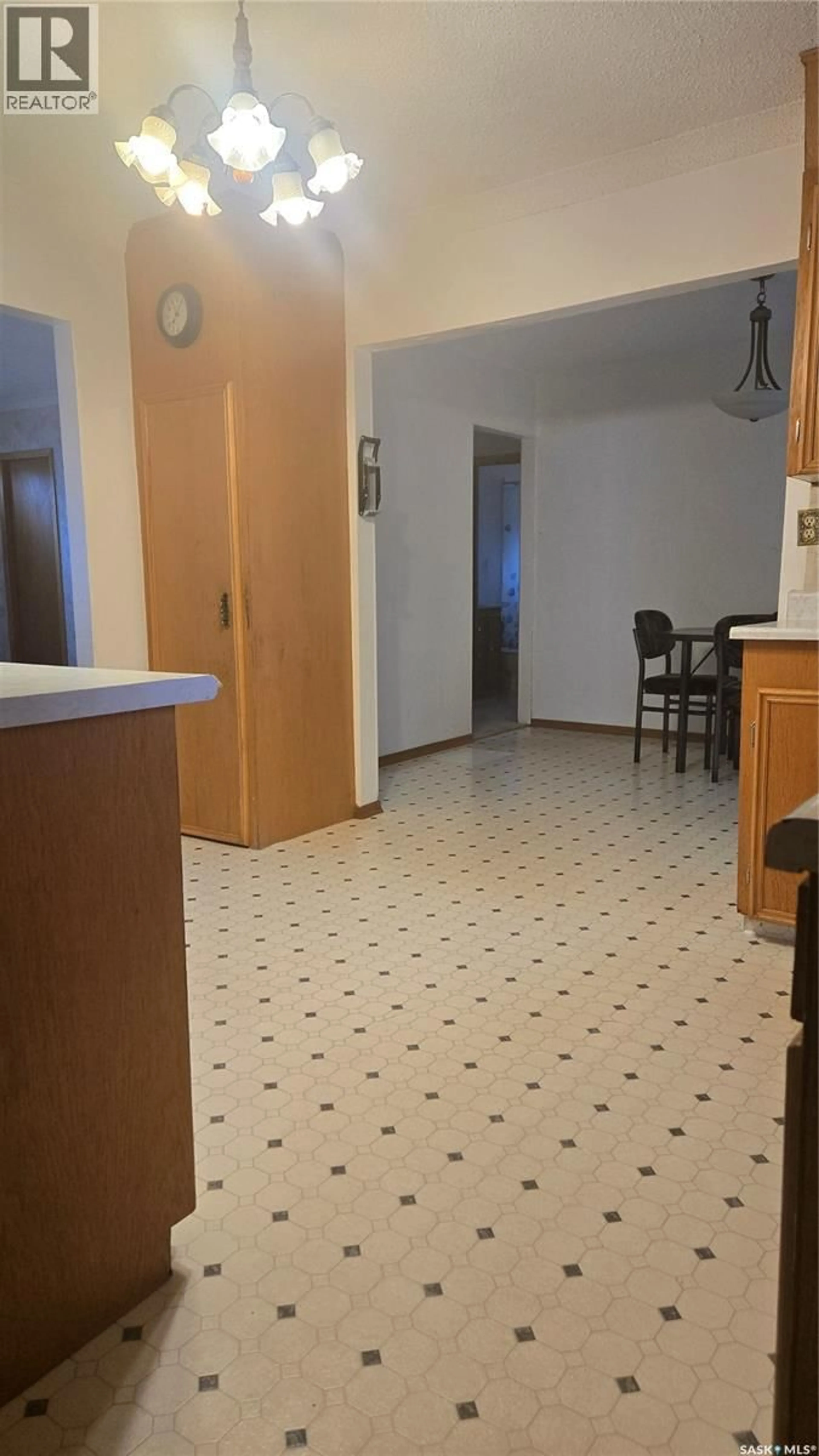 A pic of a room for 316 MURRAY STREET, Oxbow Saskatchewan S0C2B0