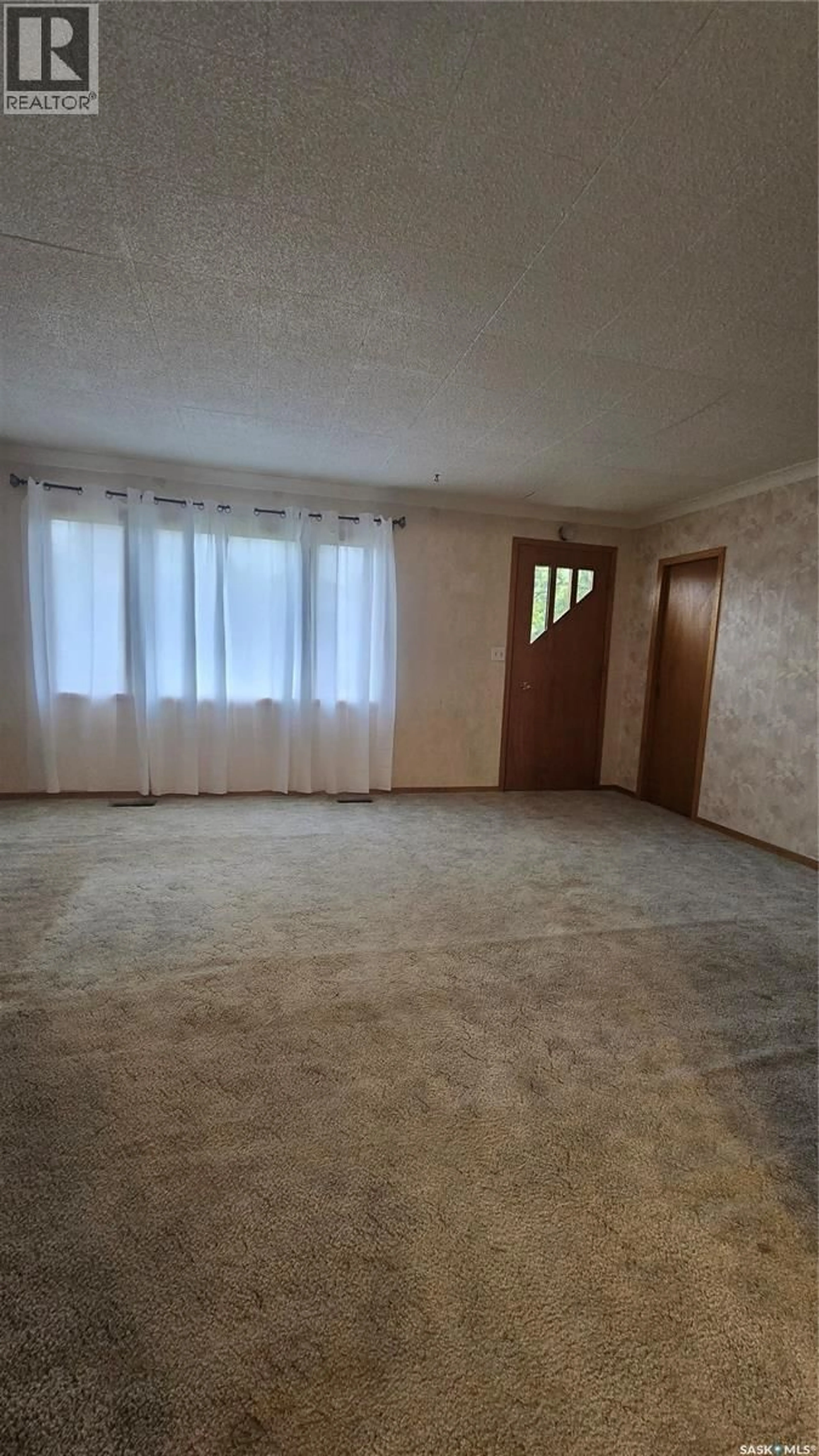 A pic of a room for 316 MURRAY STREET, Oxbow Saskatchewan S0C2B0