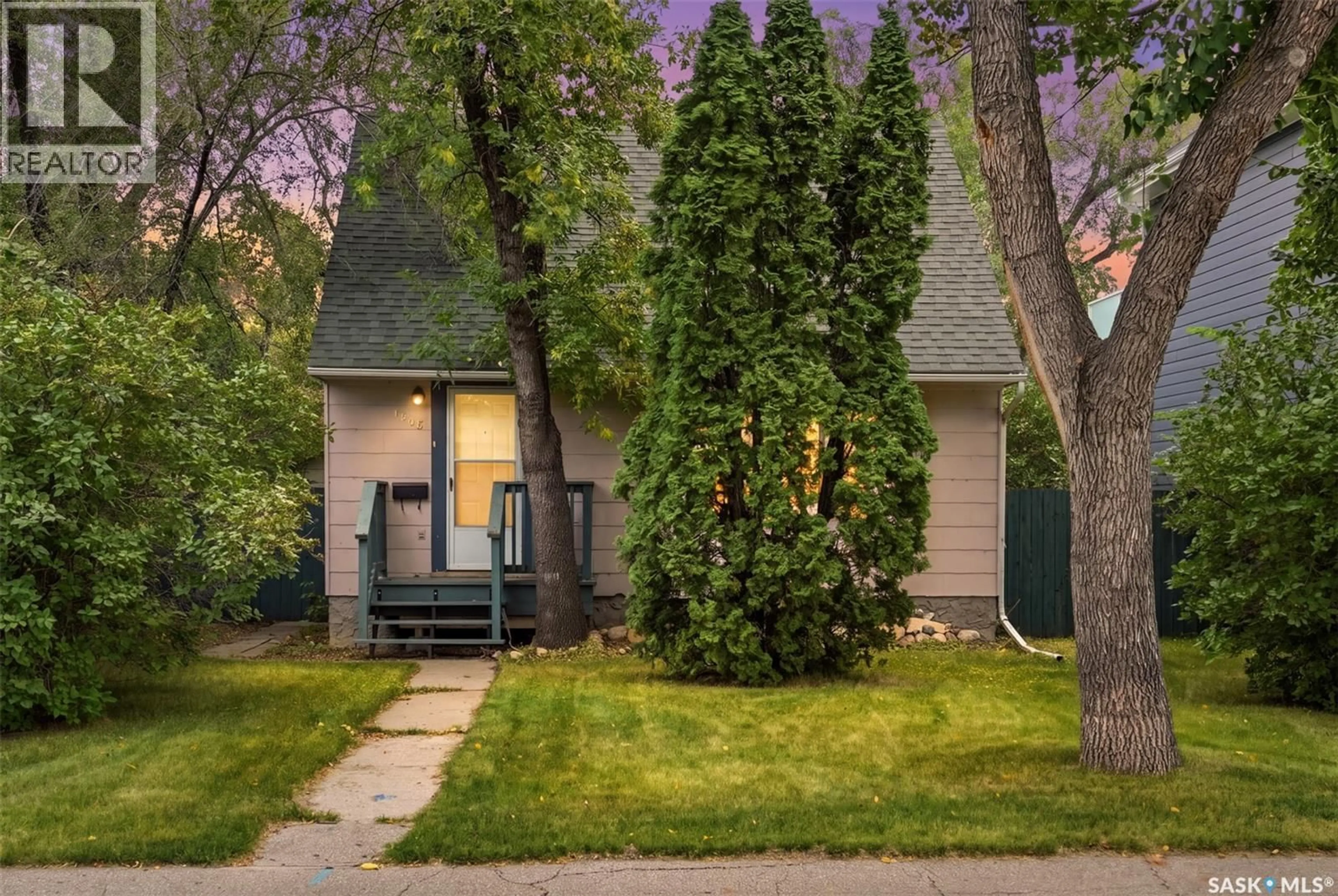 Unknown for 1105 OXFORD STREET, Saskatoon Saskatchewan S7K0Y5