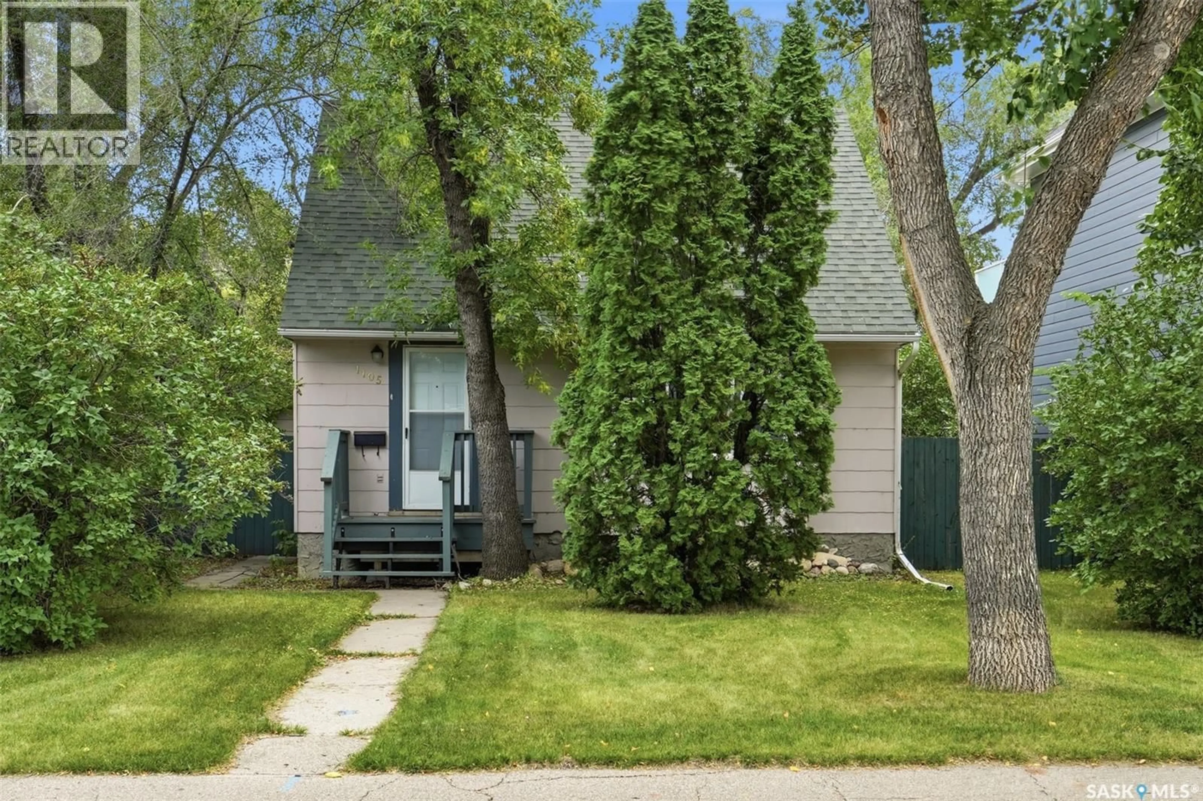 Unknown for 1105 OXFORD STREET, Saskatoon Saskatchewan S7K0Y5