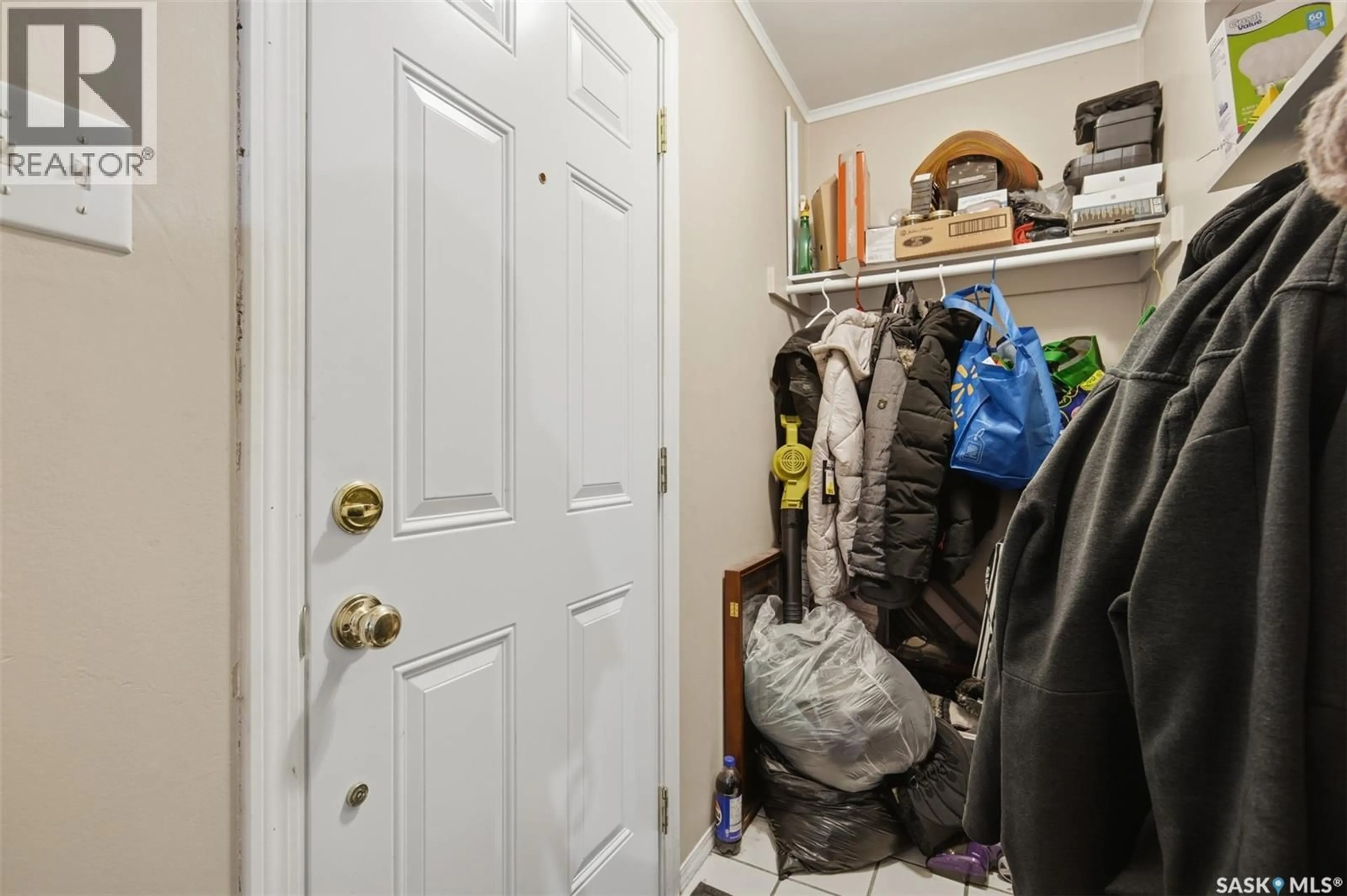 Storage room or clothes room or walk-in closet for 1105 OXFORD STREET, Saskatoon Saskatchewan S7K0Y5