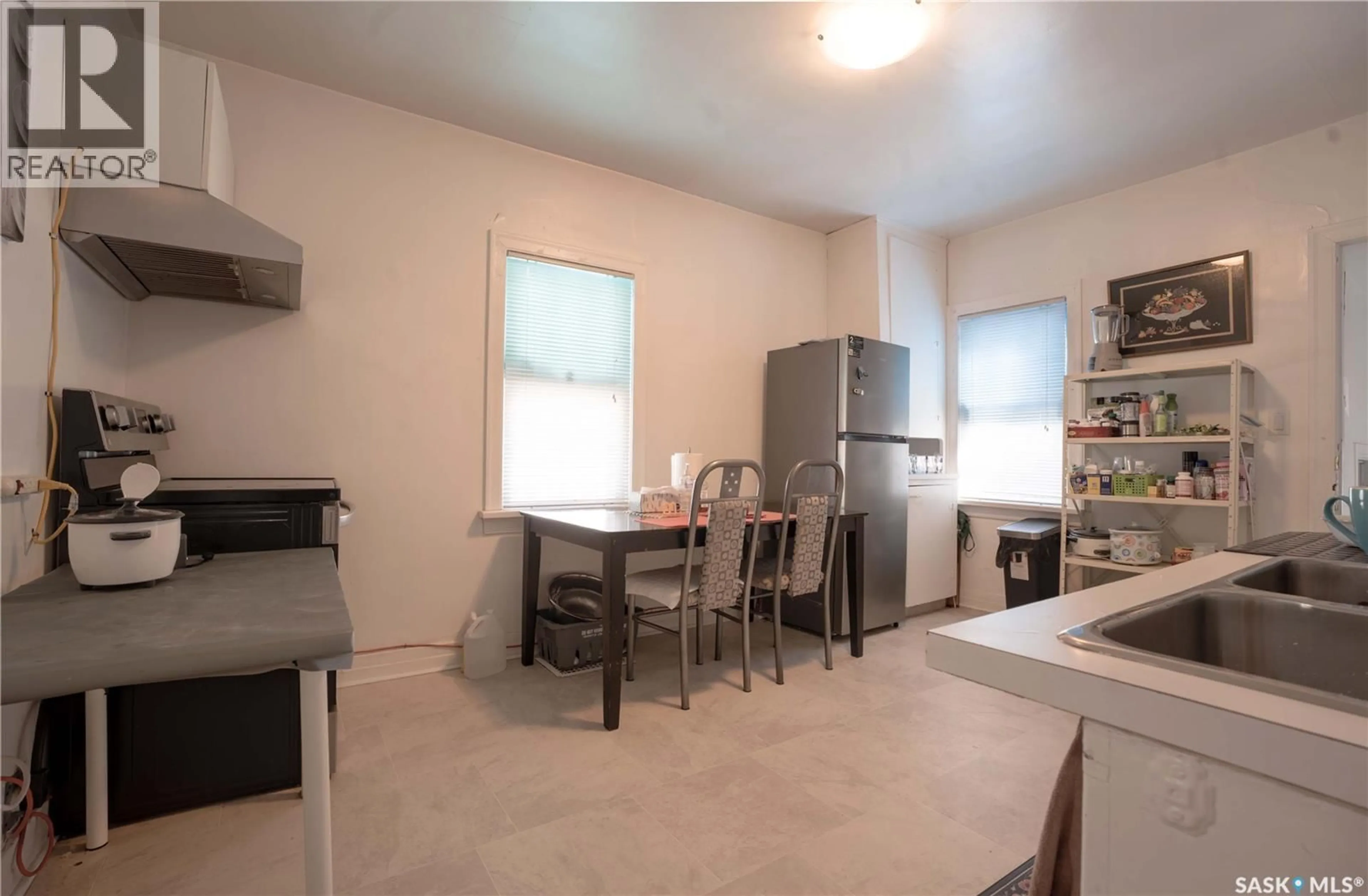Unknown for 1903 TORONTO STREET, Regina Saskatchewan S4P1M9