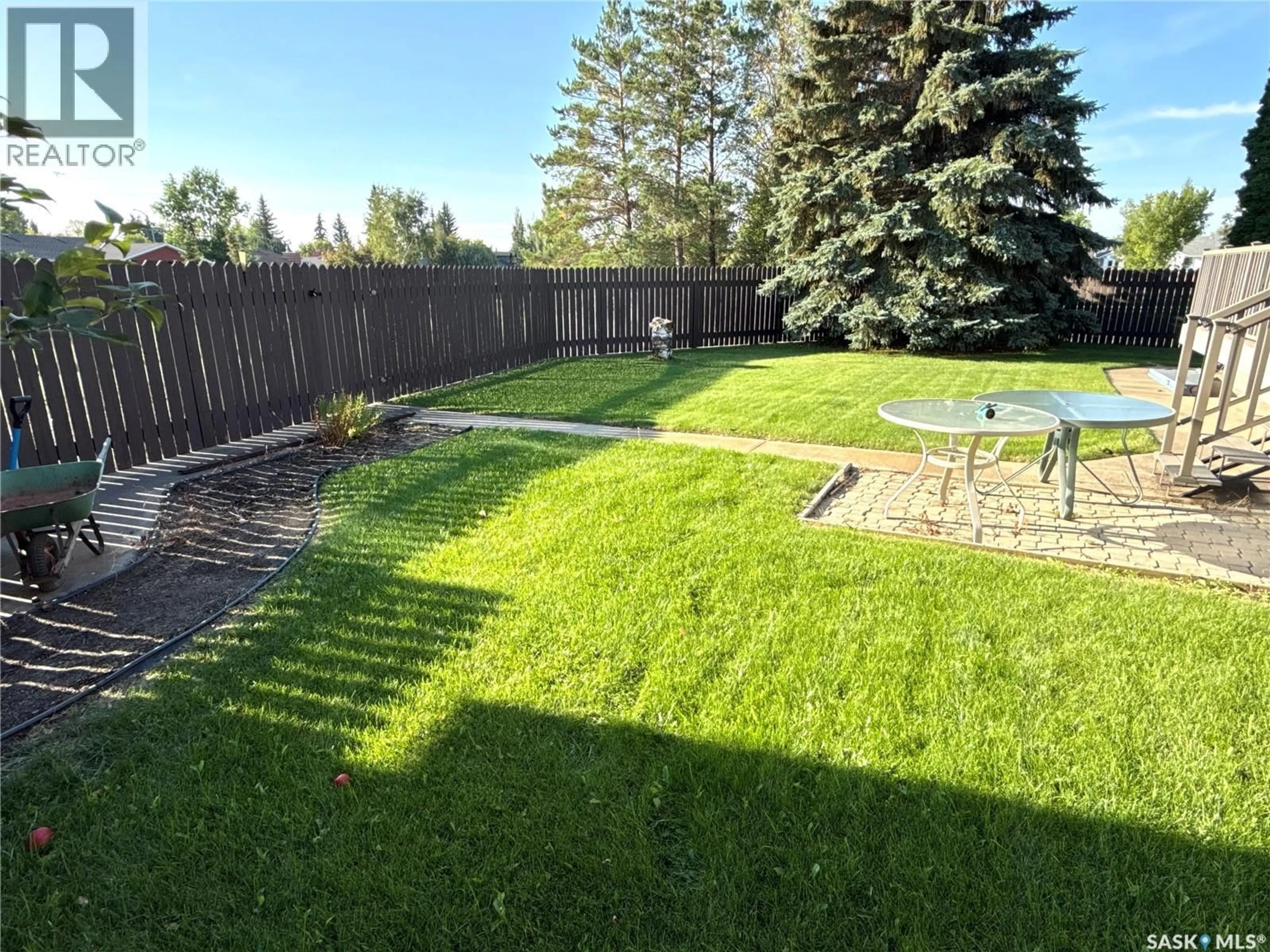 Patio, unknown for 2502 BLUE JAY CRESCENT, North Battleford Saskatchewan S9A3Z3