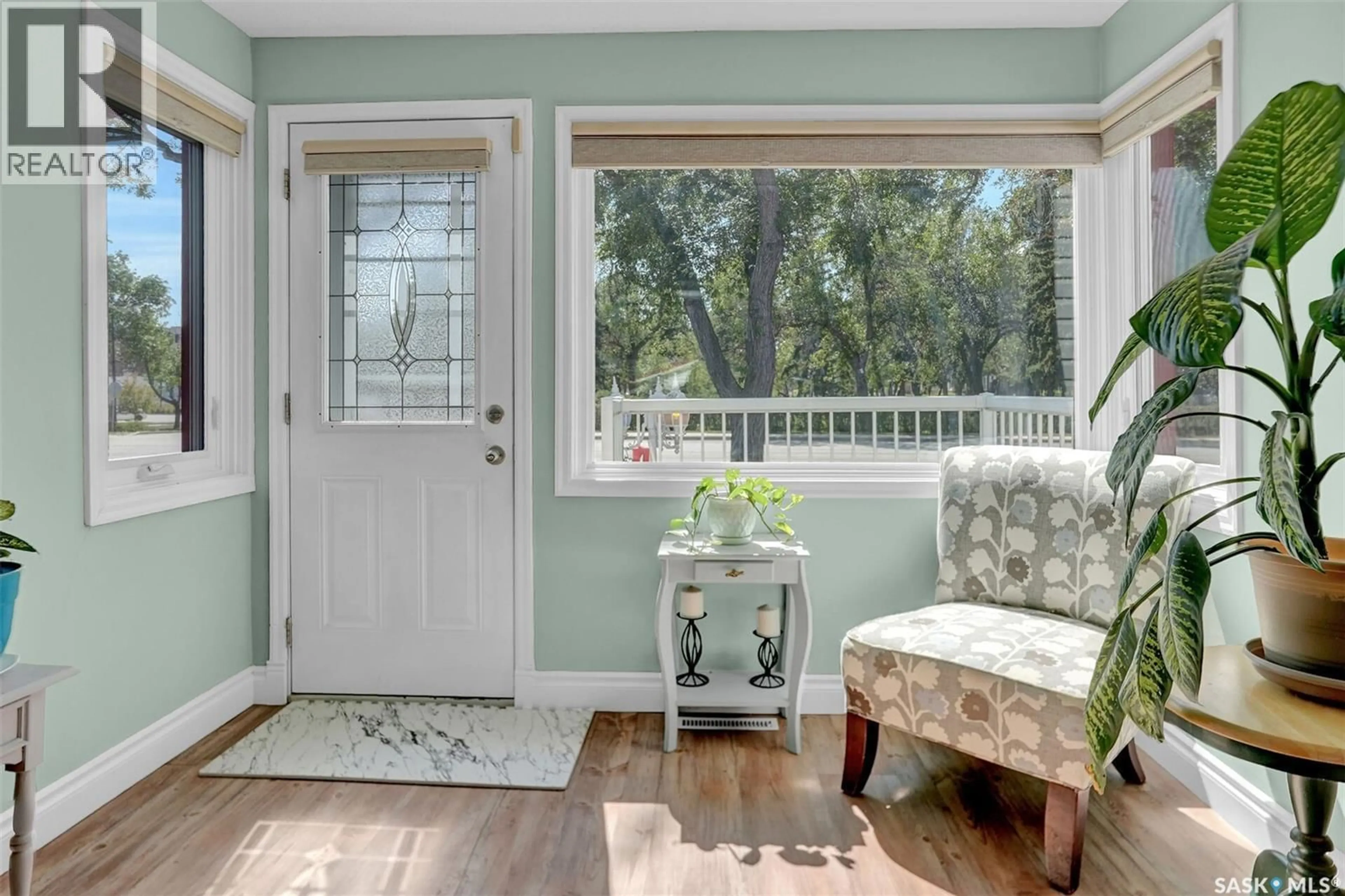 Indoor entryway for 4604 DEWDNEY AVENUE, Regina Saskatchewan S4T1B4
