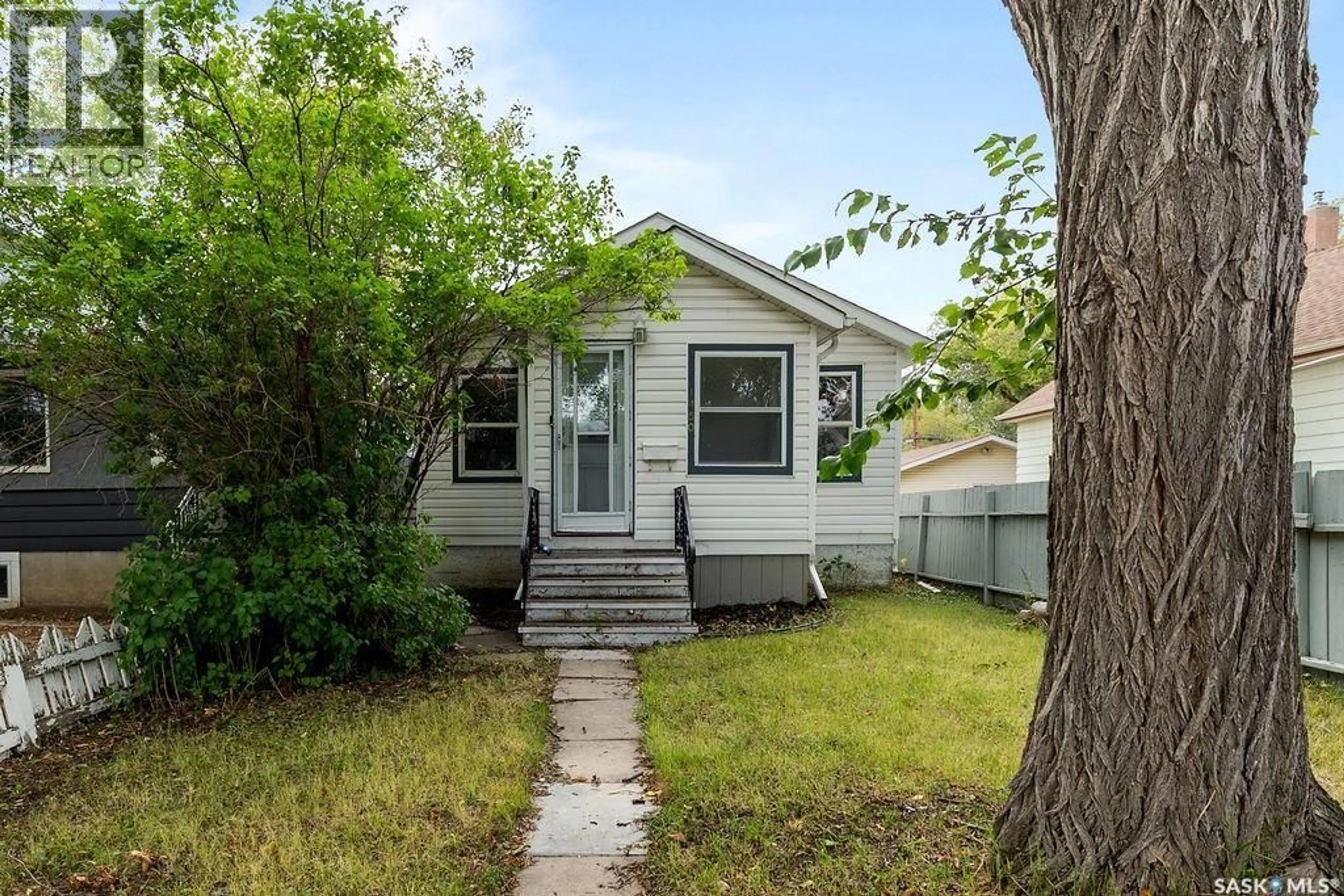Unknown for 1450 ROYAL STREET, Regina Saskatchewan S4T5A3