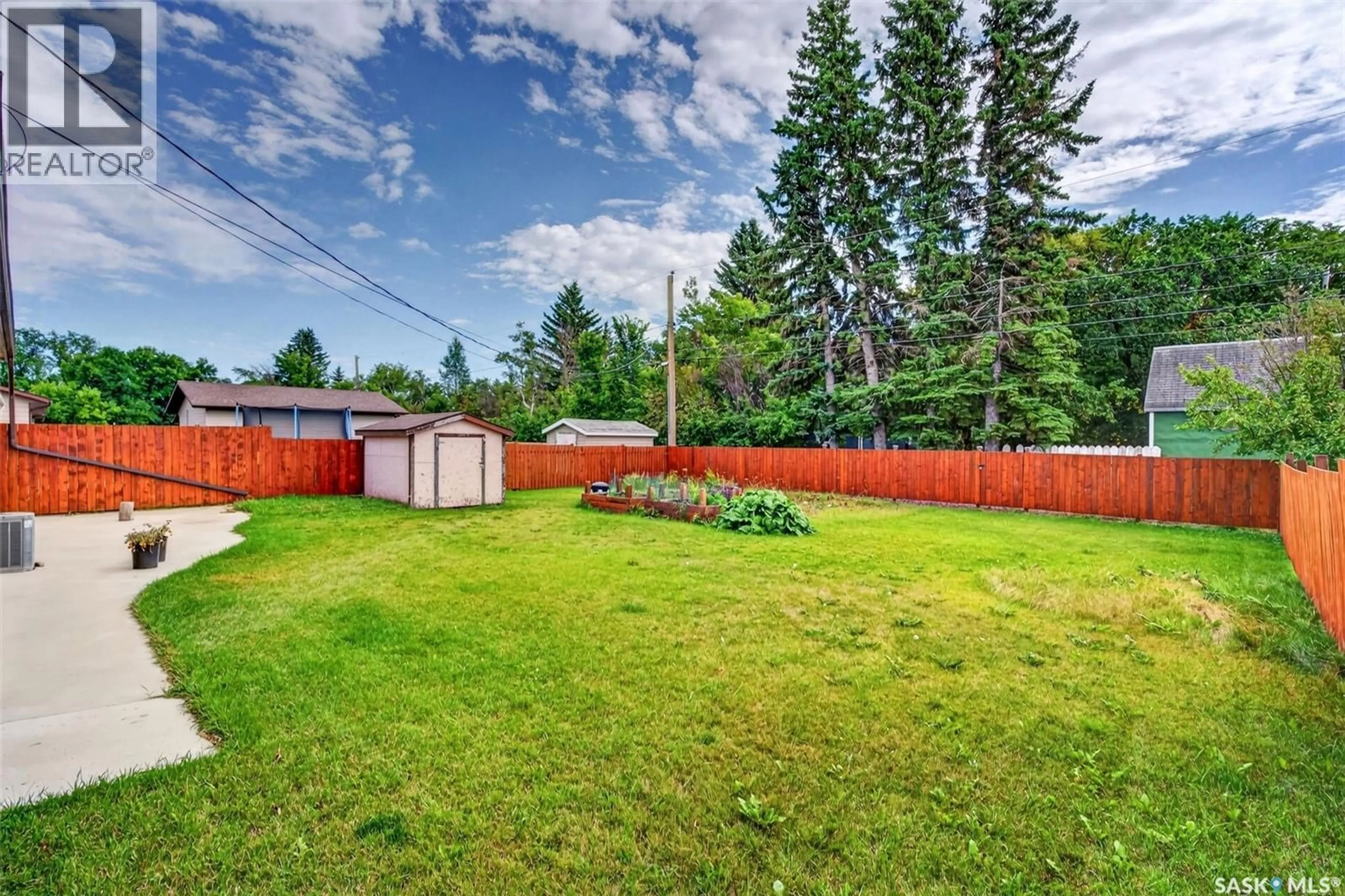Patio, unknown for 107 ELIZABETH STREET, Melfort Saskatchewan S0E1A0