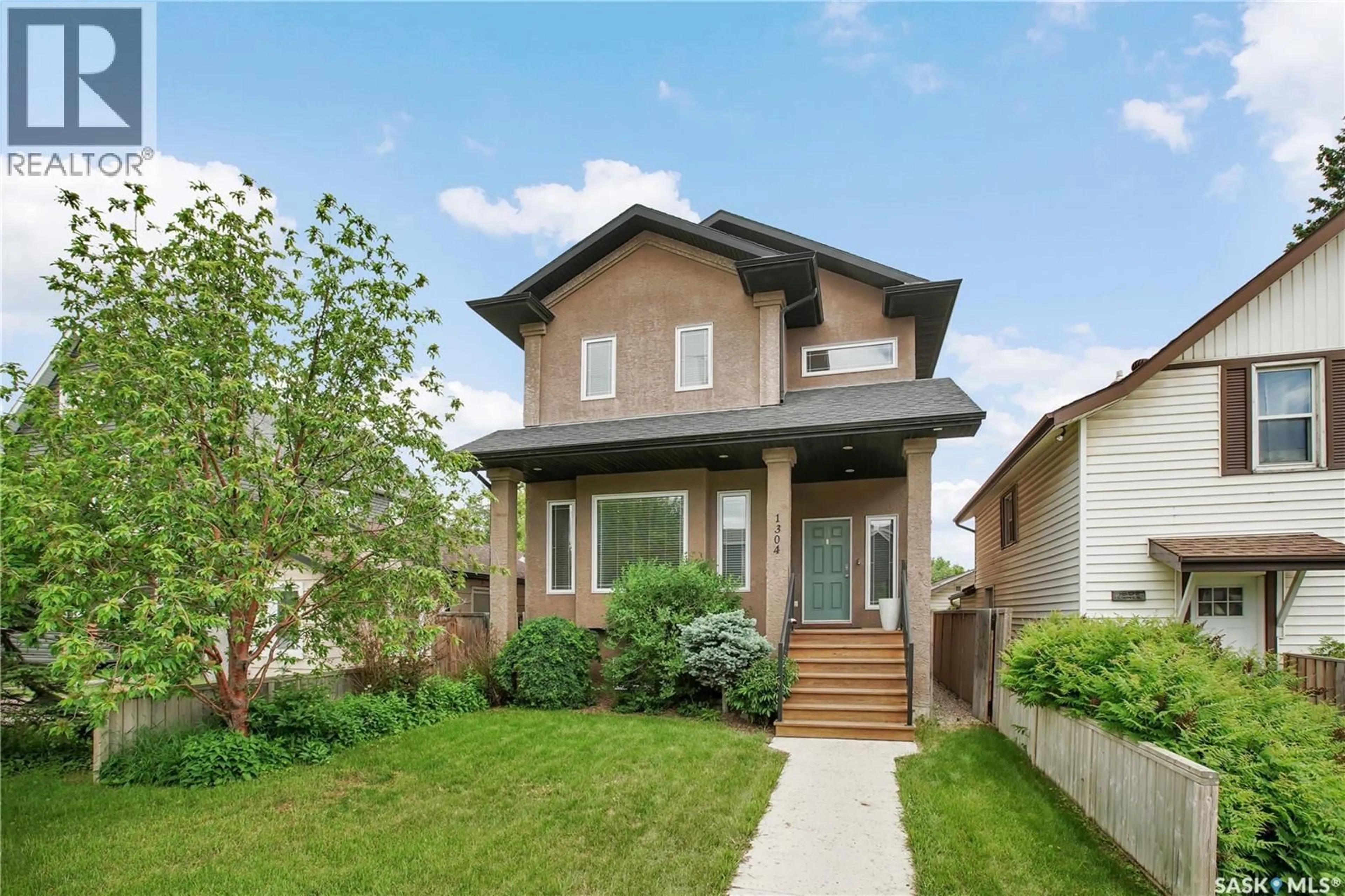 Home with brick exterior material, street for 1304 5TH AVENUE, Saskatoon Saskatchewan S7K2S2