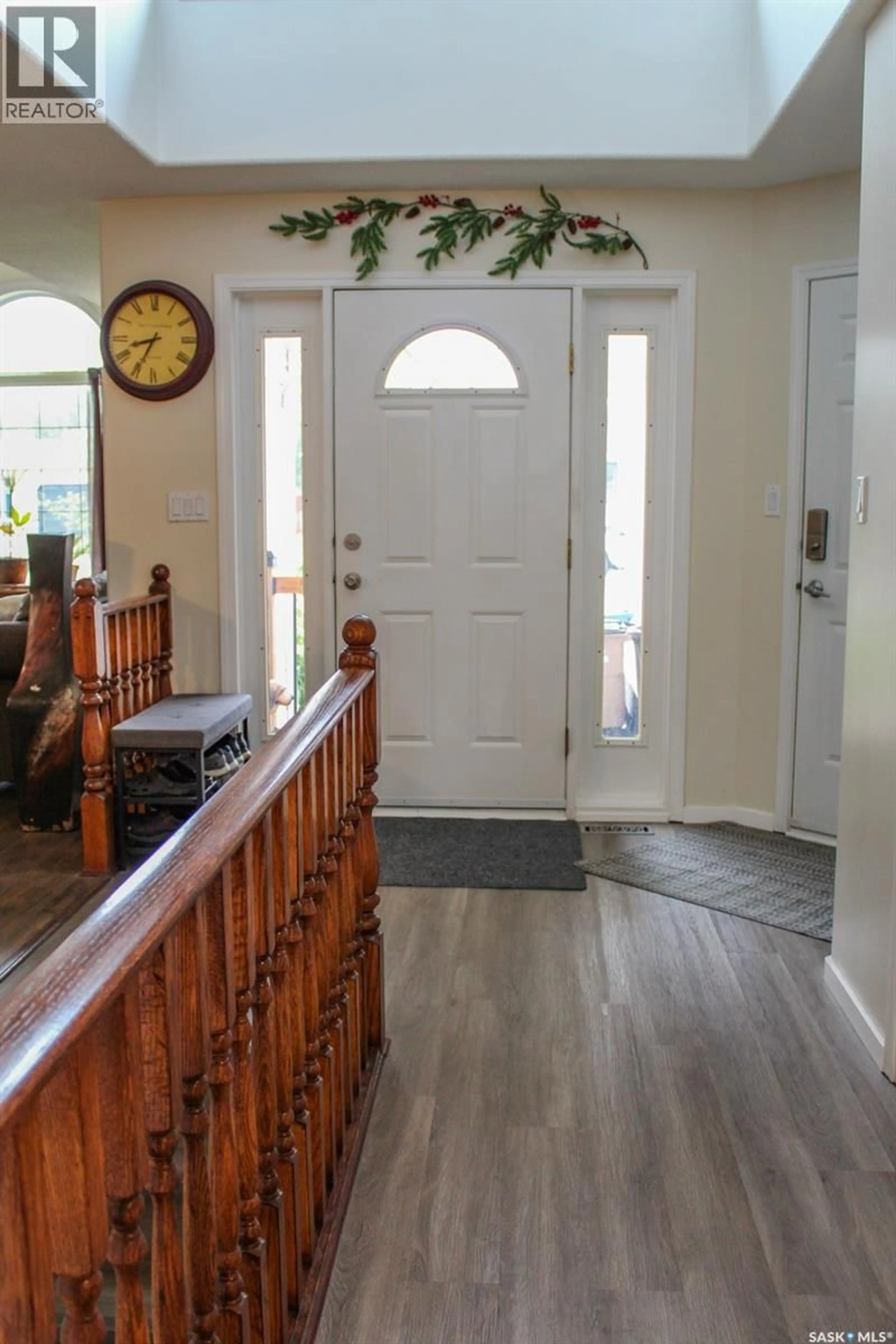 Indoor entryway for E - 510 PARK AVENUE, Melfort Saskatchewan S0E1A0