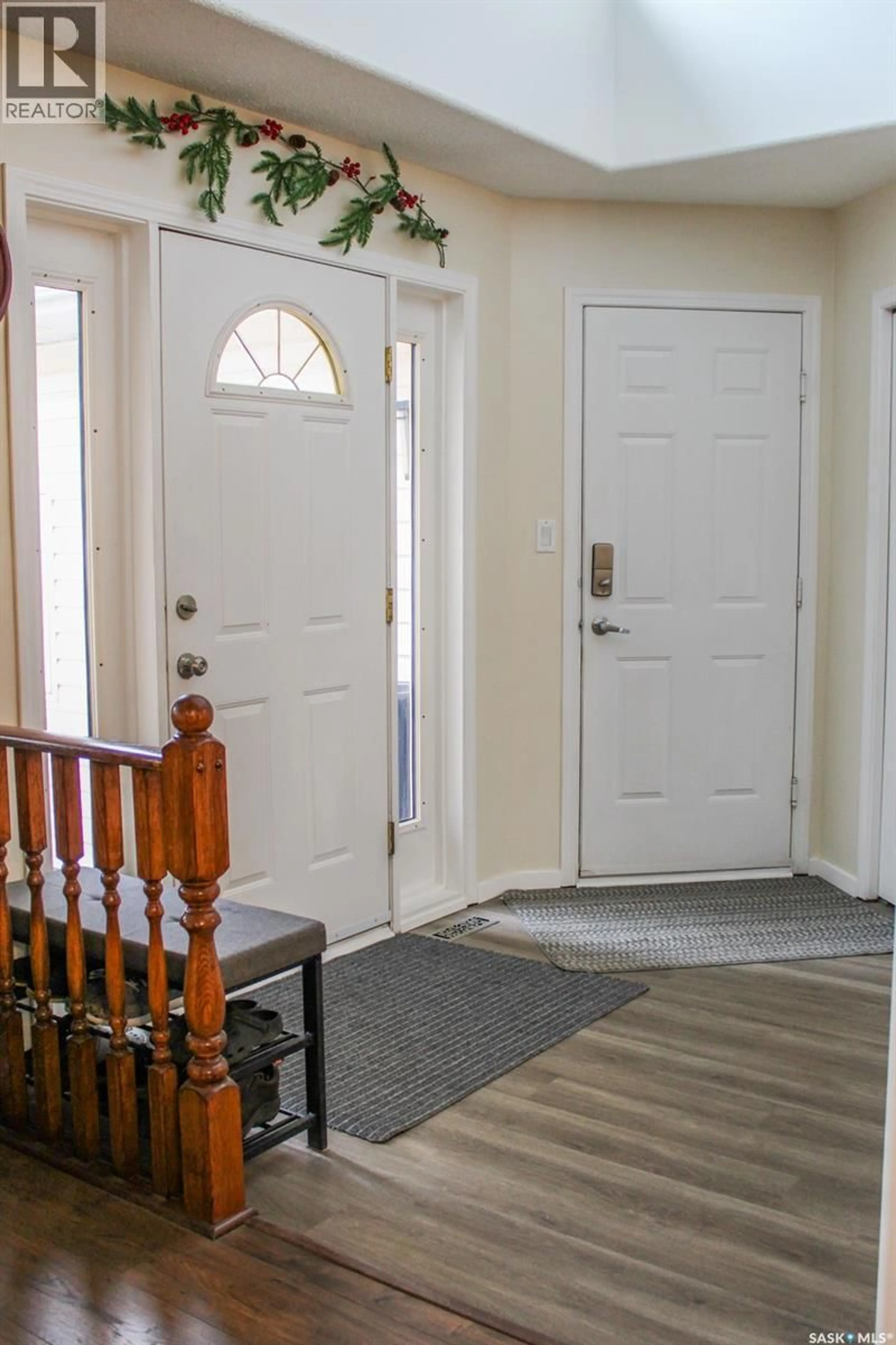 Indoor entryway for E - 510 PARK AVENUE, Melfort Saskatchewan S0E1A0