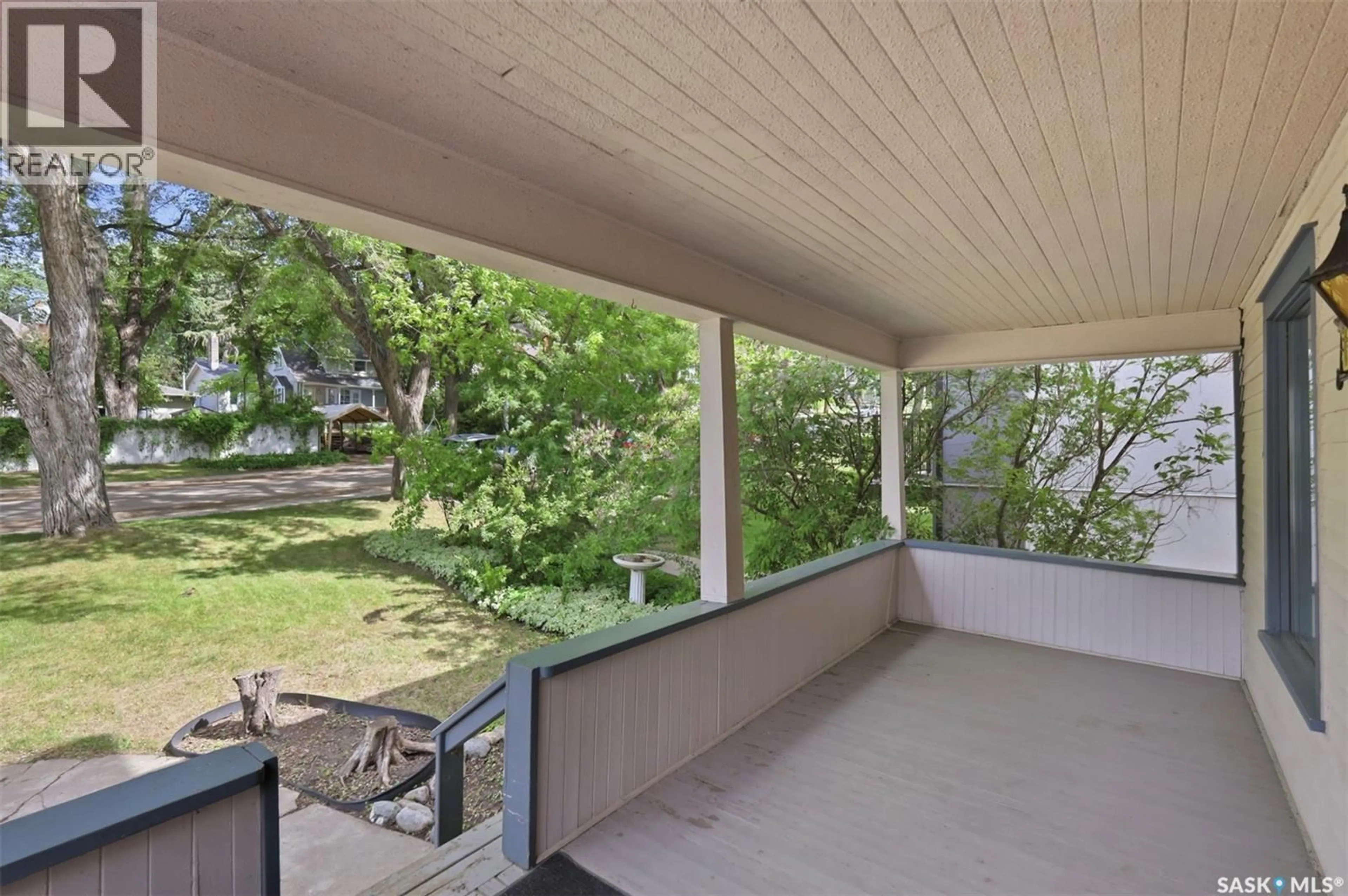 Patio, street for 704 MCPHERSON AVENUE, Saskatoon Saskatchewan S7N0X8