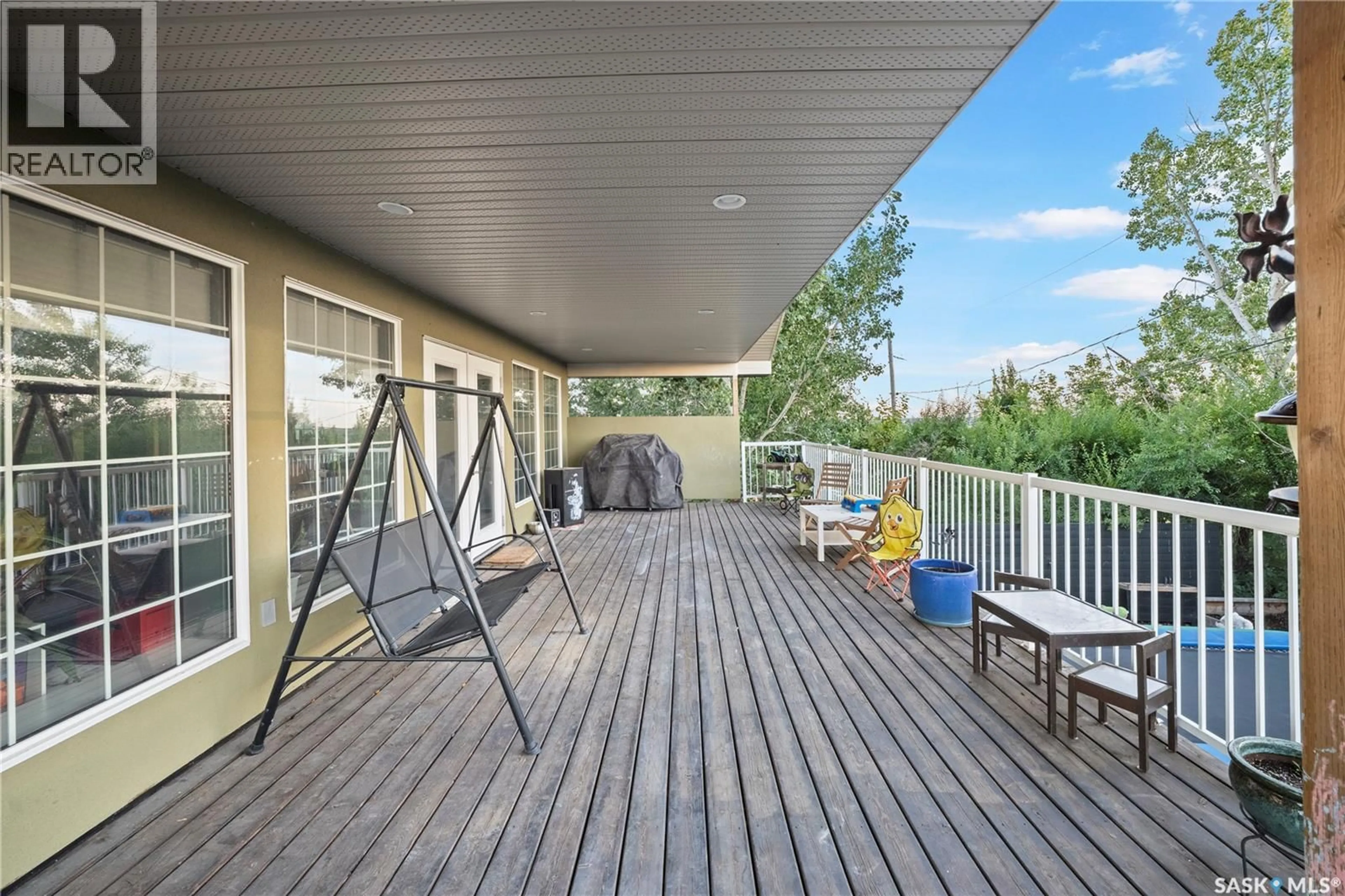 Patio, unknown for 202 ALFRED CRESCENT, Saskatchewan Beach Saskatchewan S0G4L0