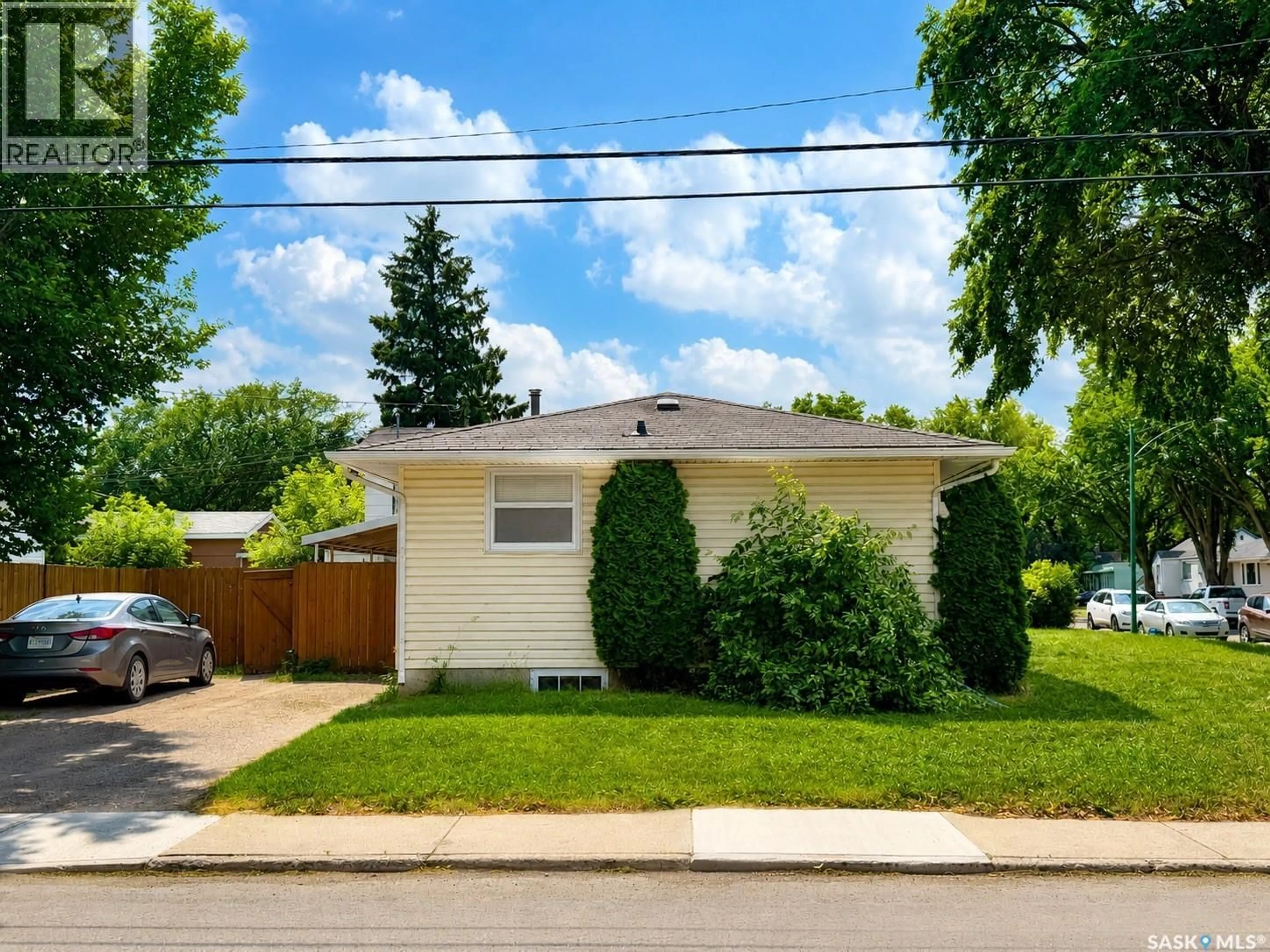 Unknown for 1438 D AVENUE, Saskatoon Saskatchewan S7L1P4