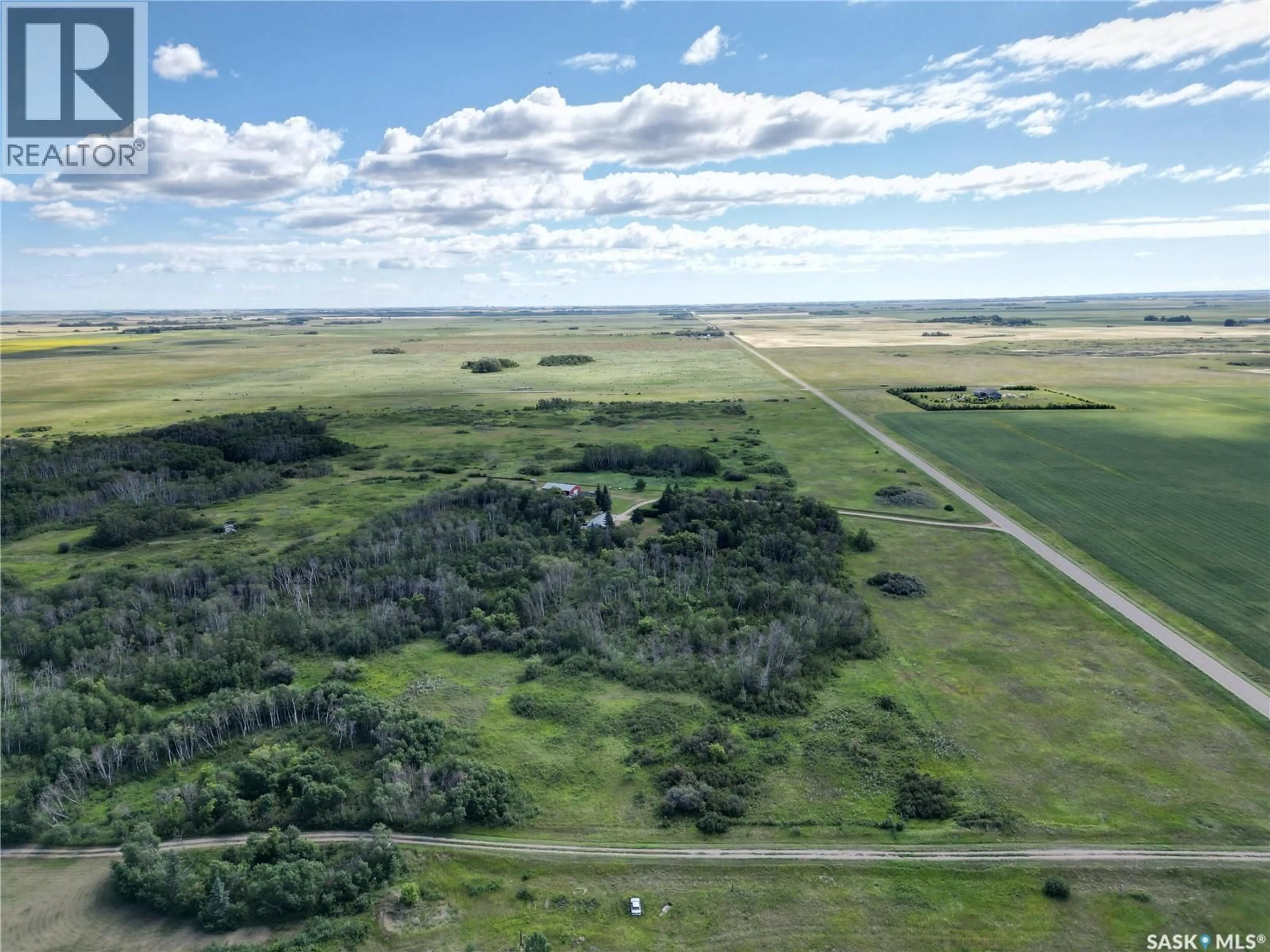 A pic from outside/outdoor area/front of a property/back of a property/a pic from drone, unknown for CHEN ACREAGE, Dundurn Rm No. 314 Saskatchewan S0K1K0
