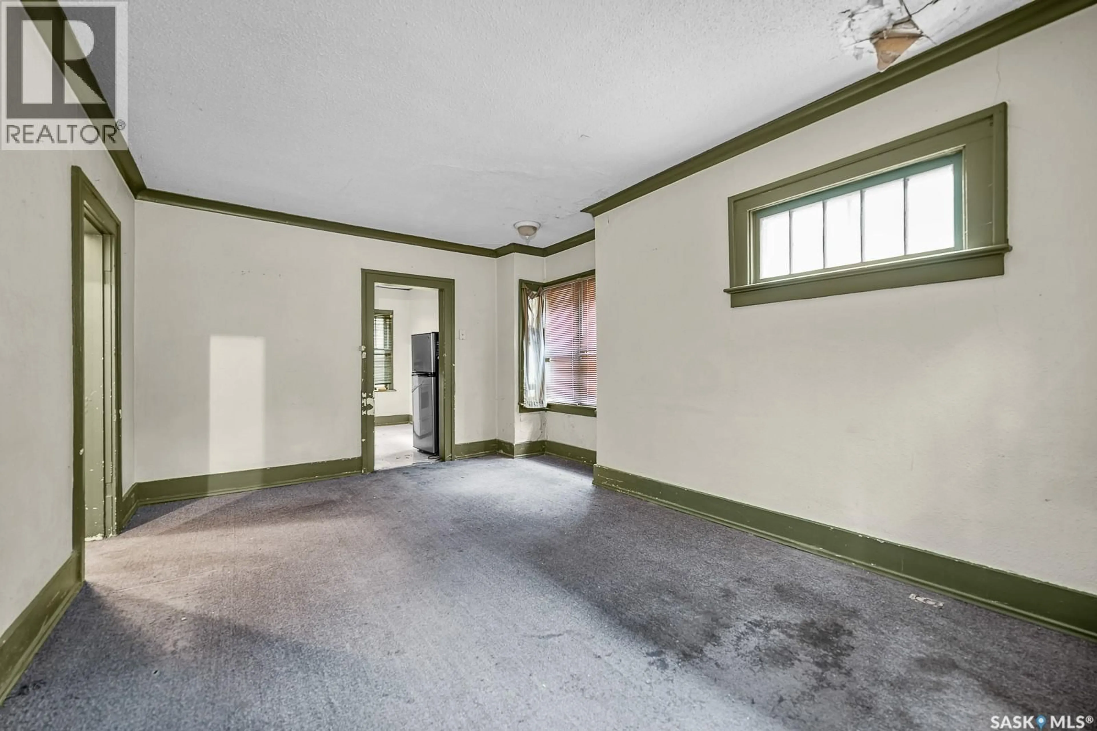 A pic of a room for 1225 KING STREET, Regina Saskatchewan S4T4G1