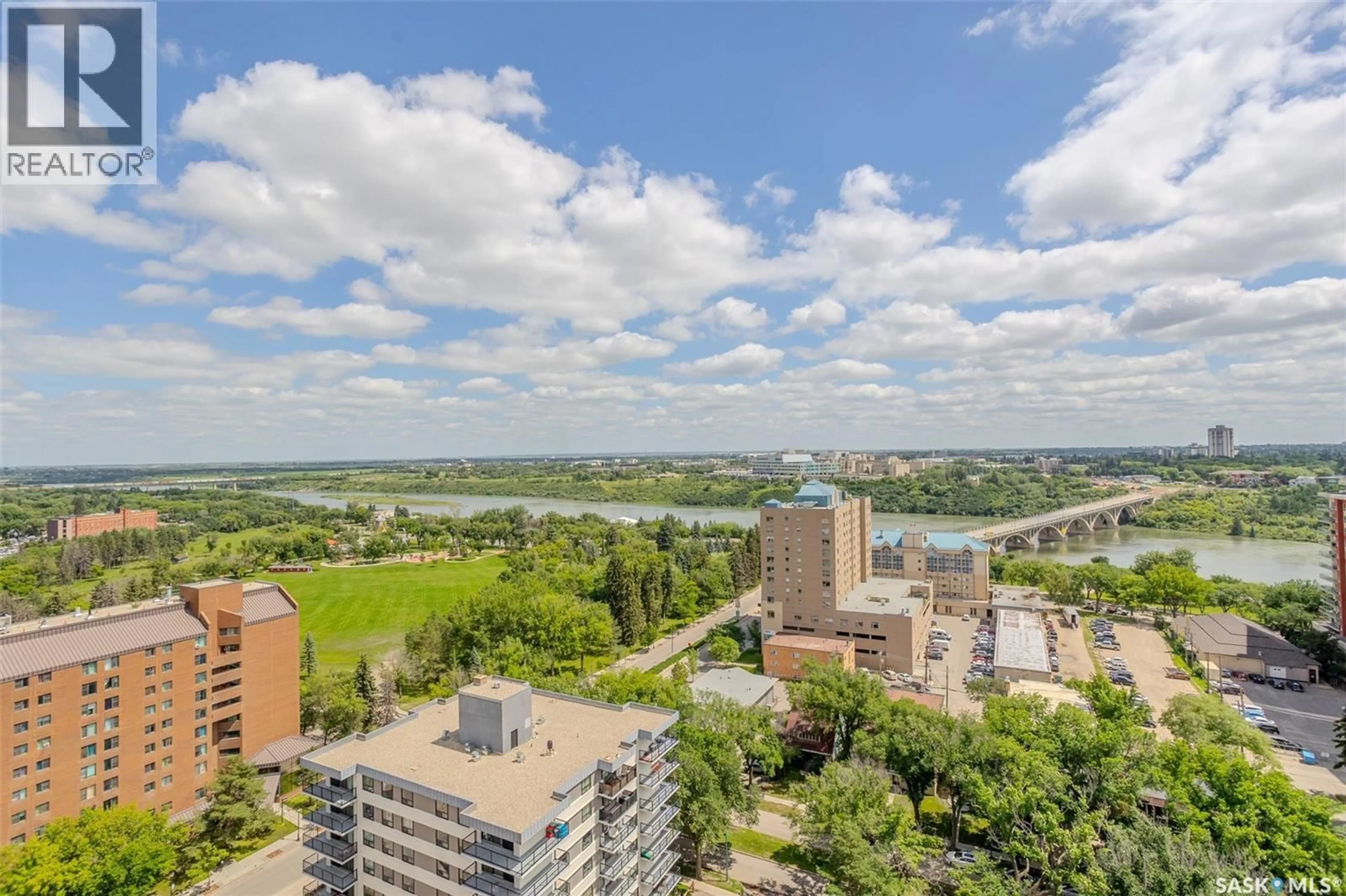 A pic from outside/outdoor area/front of a property/back of a property/a pic from drone, city buildings view from balcony for N - 408 320 5TH AVENUE, Saskatoon Saskatchewan S7K2P5