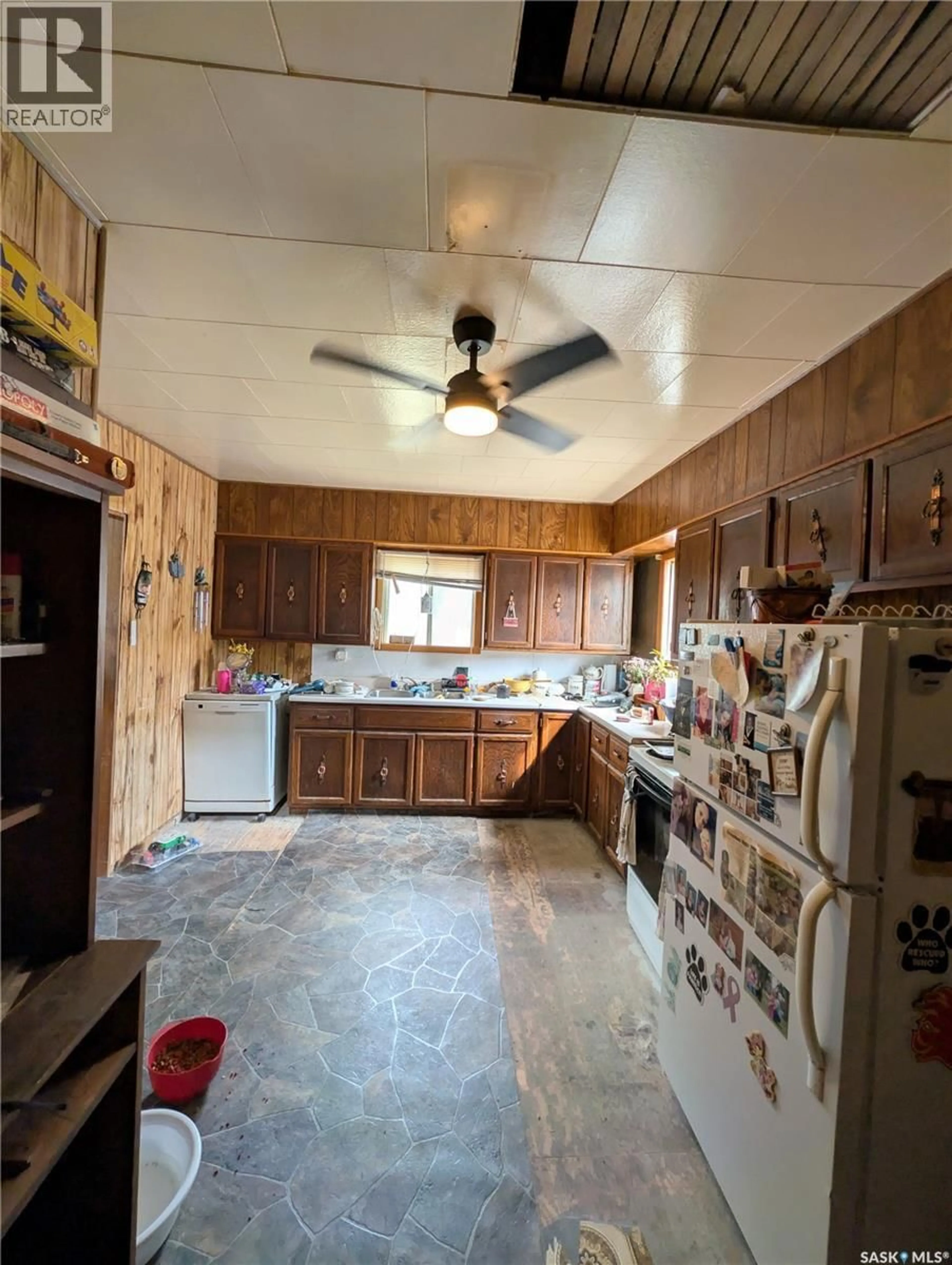 Unknown for 439 4TH STREET, Shaunavon Saskatchewan S0N2M0